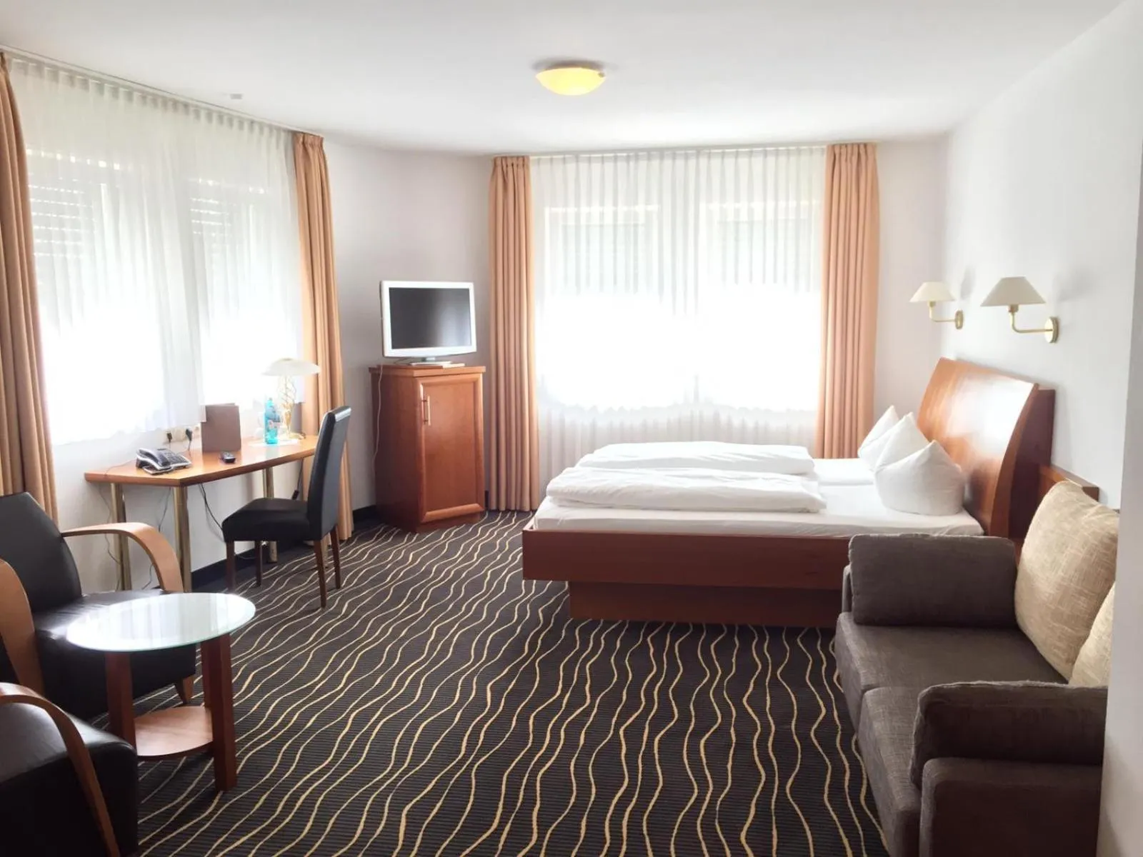 Photo of the whole room, Bed in Hotel Zur Schönen Aussicht