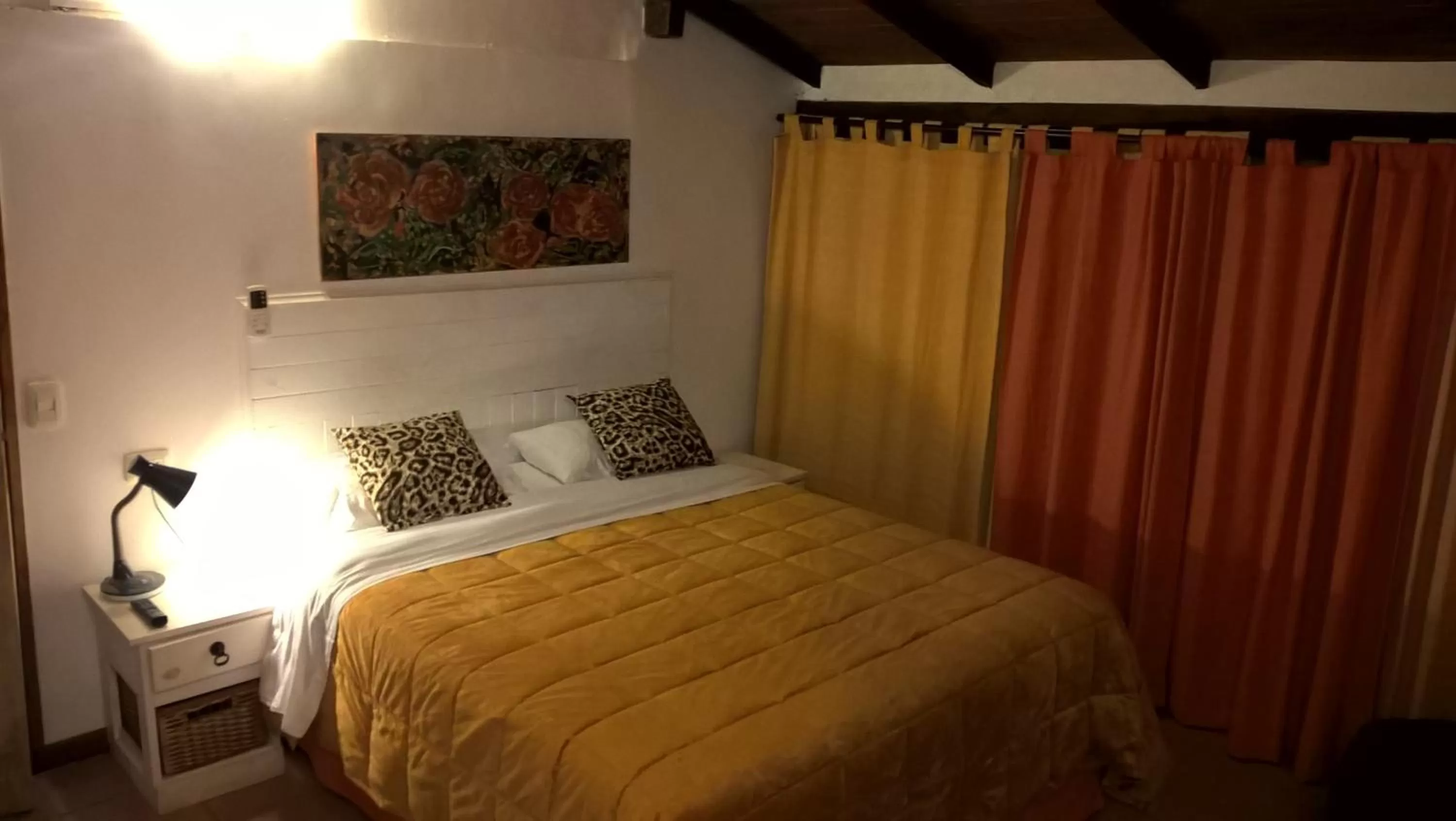 Bed in Boutique Hotel De La Fonte & Restaurant