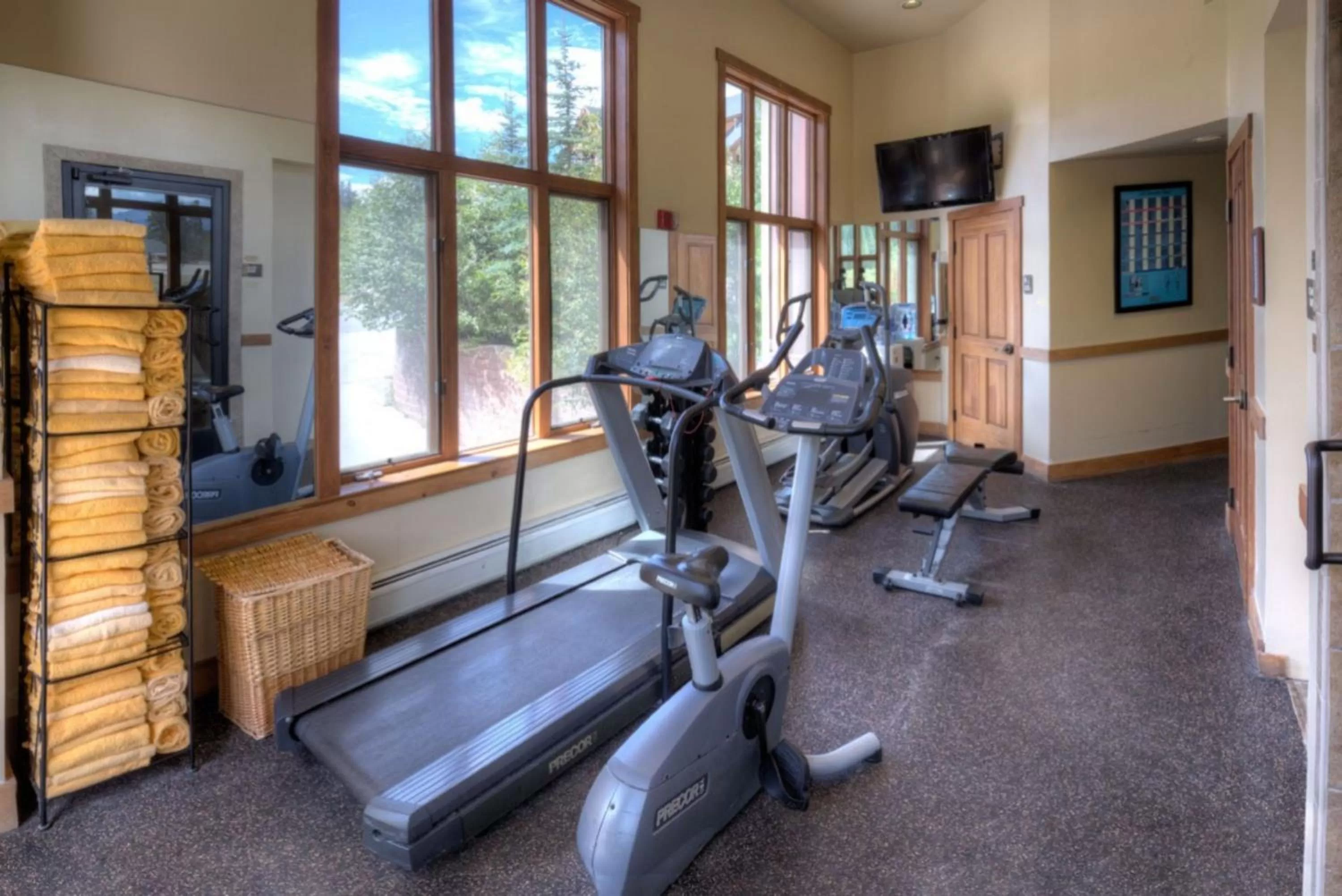 Fitness centre/facilities in Red Hawk Lodge by Summit County Mountain Retreats