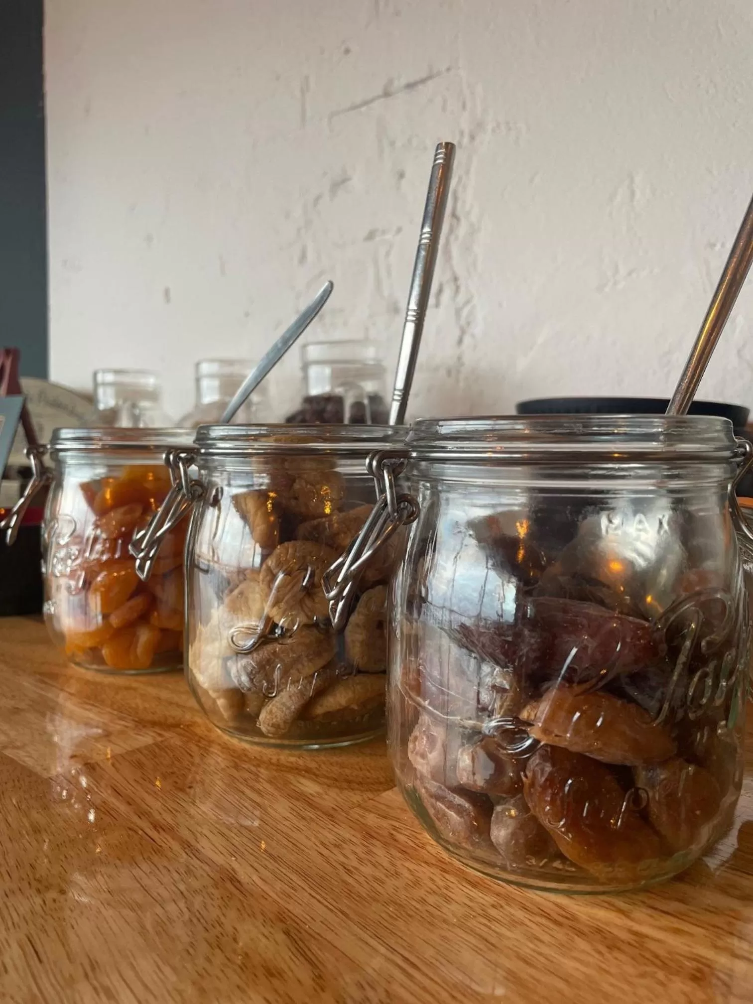 Breakfast in LOGIS HOTEL - La Petite Rade