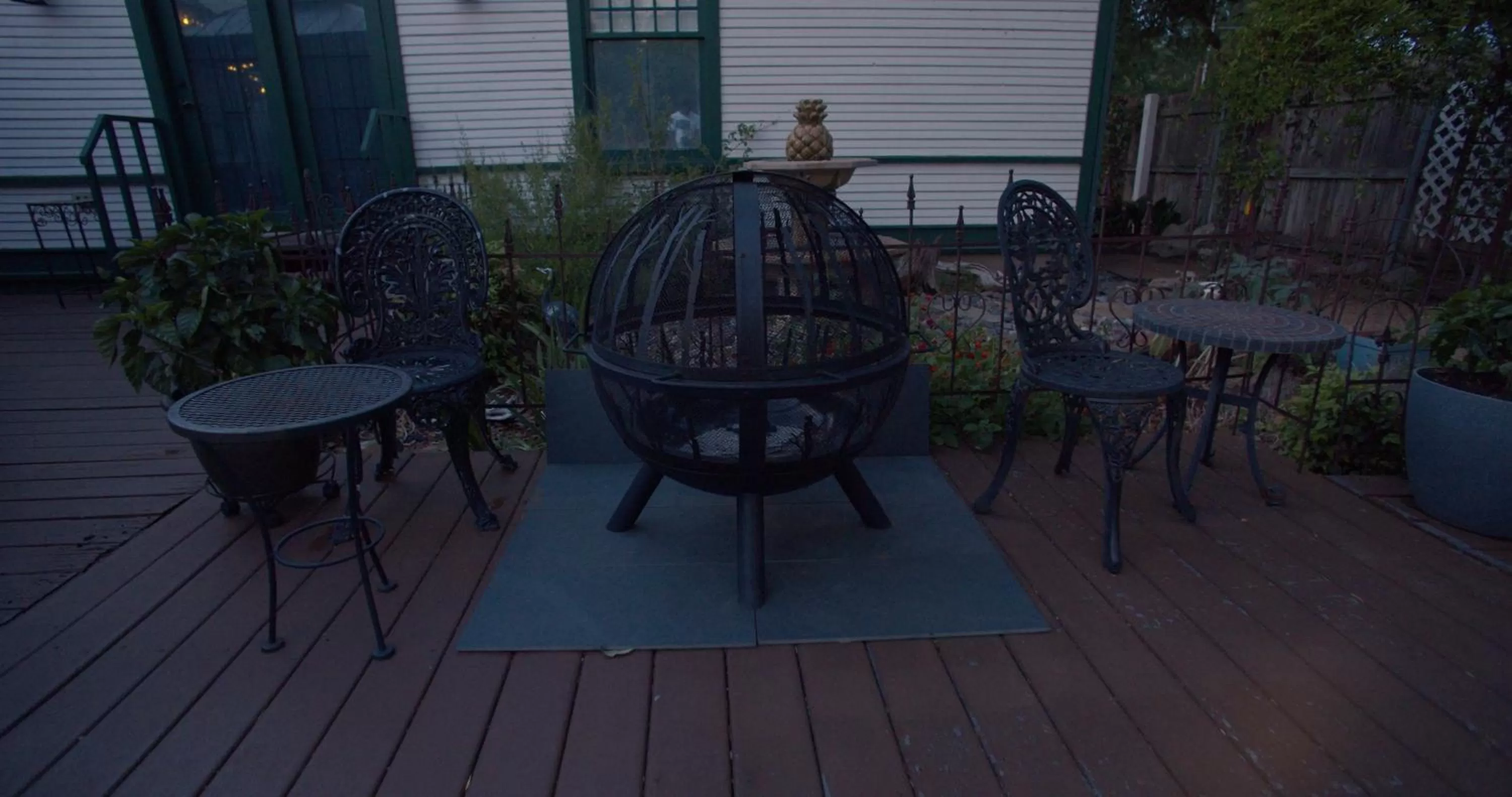 Garden in Granbury Gardens Bed and Breakfast