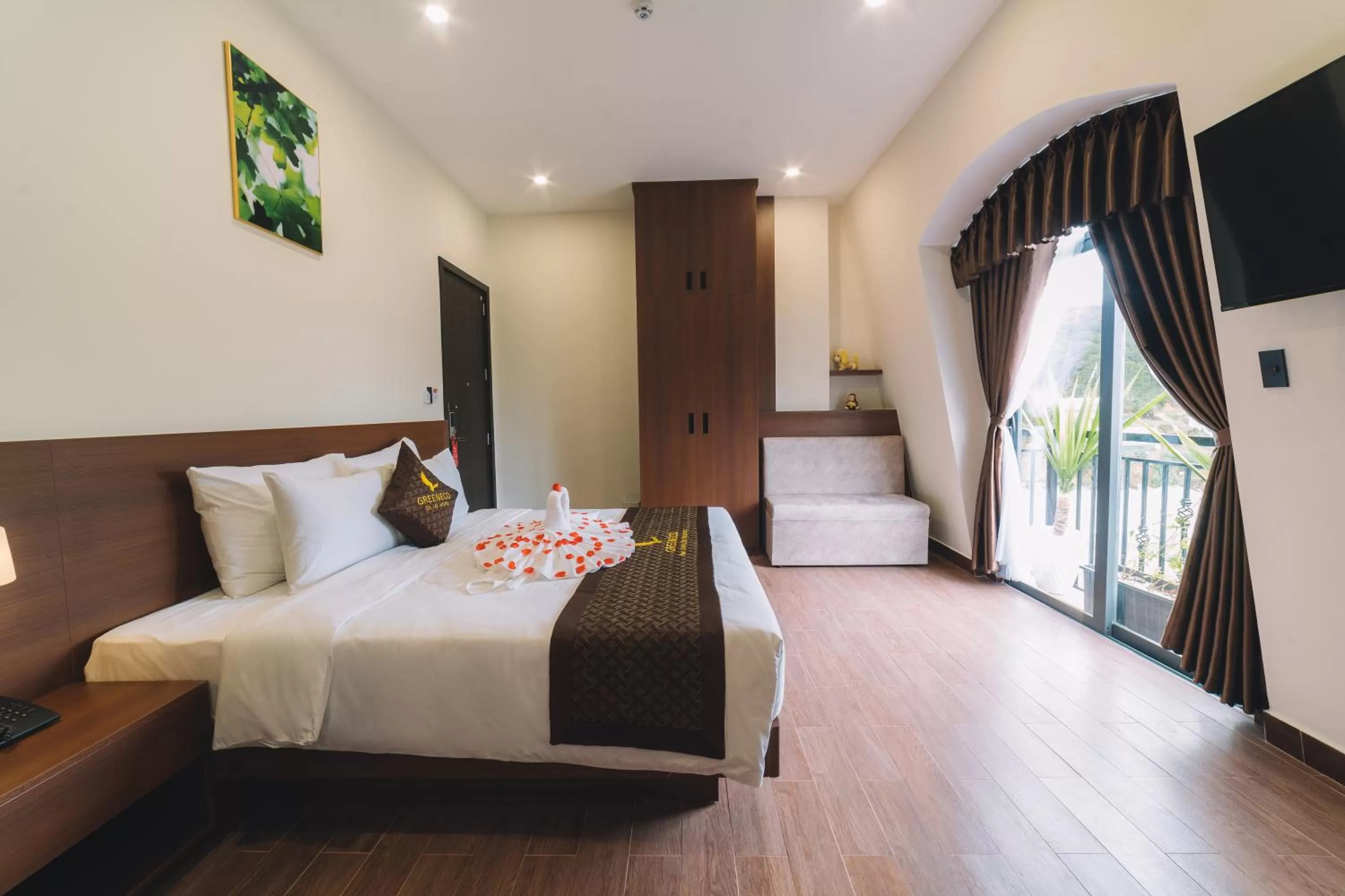 Bedroom, Bed in GREENECO DA LAT HOTEL - Khách sạn Green Eco Đà Lạt
