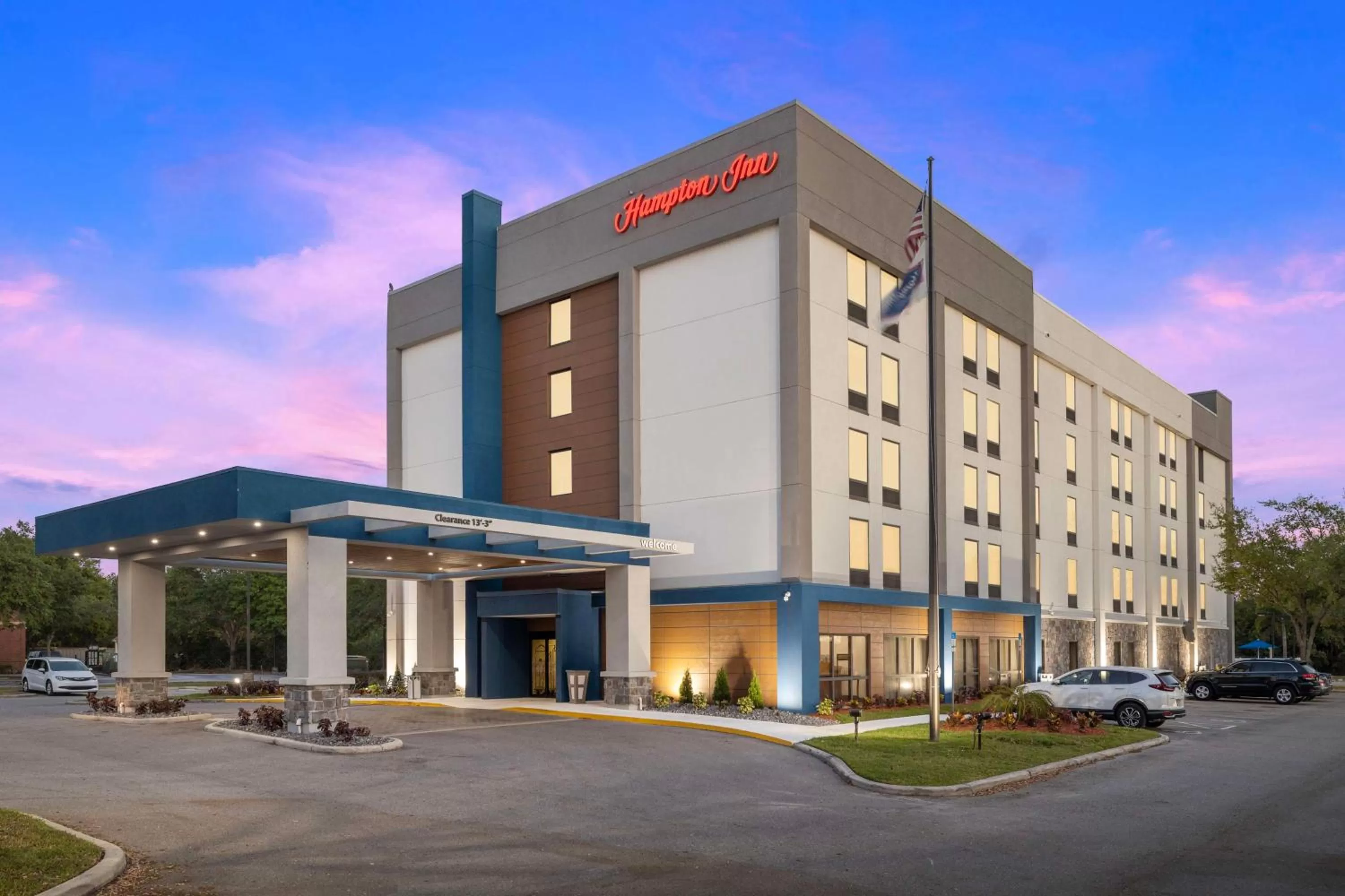 Property building in Hampton Inn Tampa-Veterans Expressway