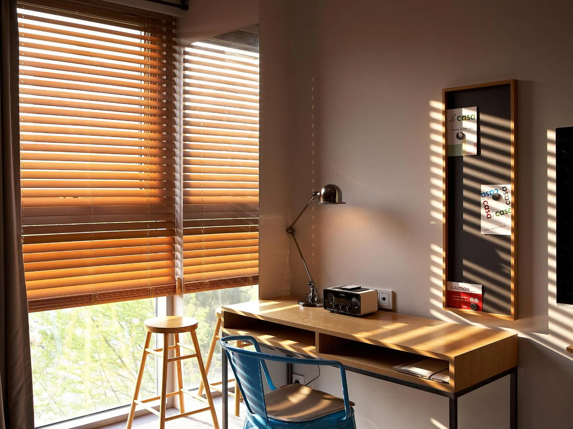 Seating area in La Casa Hotel Seoul