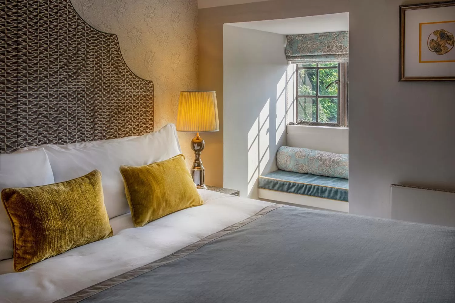 Bed in Horwood House Hotel