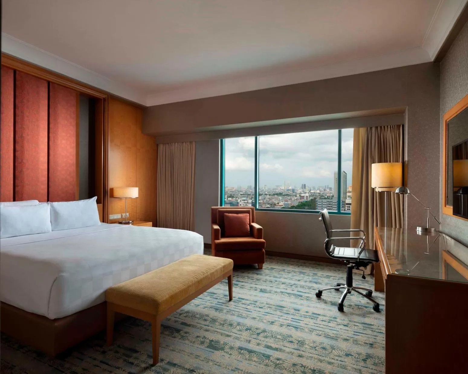 Bedroom, Bed in Hotel Ciputra Jakarta managed by Swiss-Belhotel International