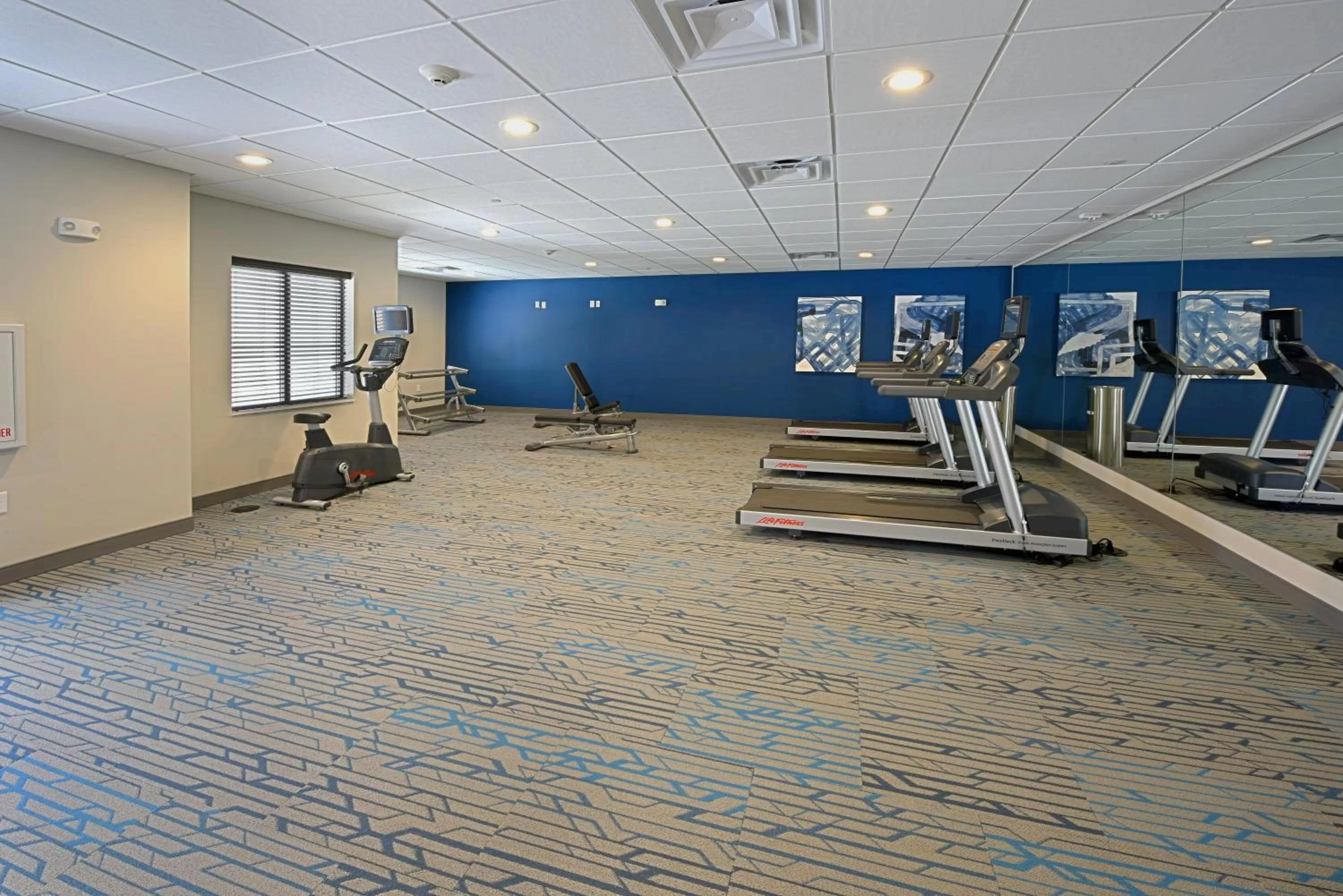 Fitness centre/facilities in Staybridge Suites - Little Rock - Medical Center by IHG