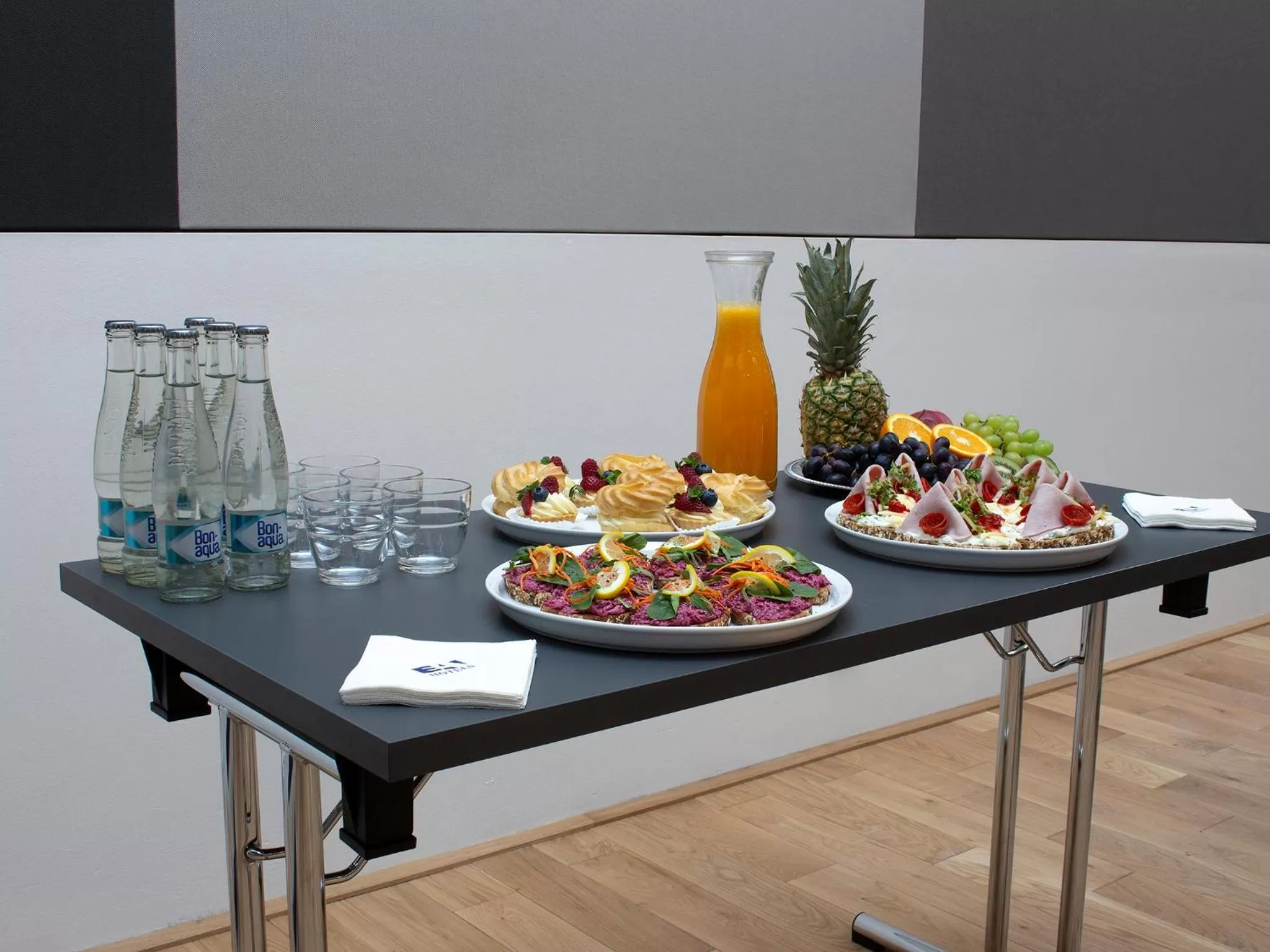 Continental breakfast in Hotel TAMMEL
