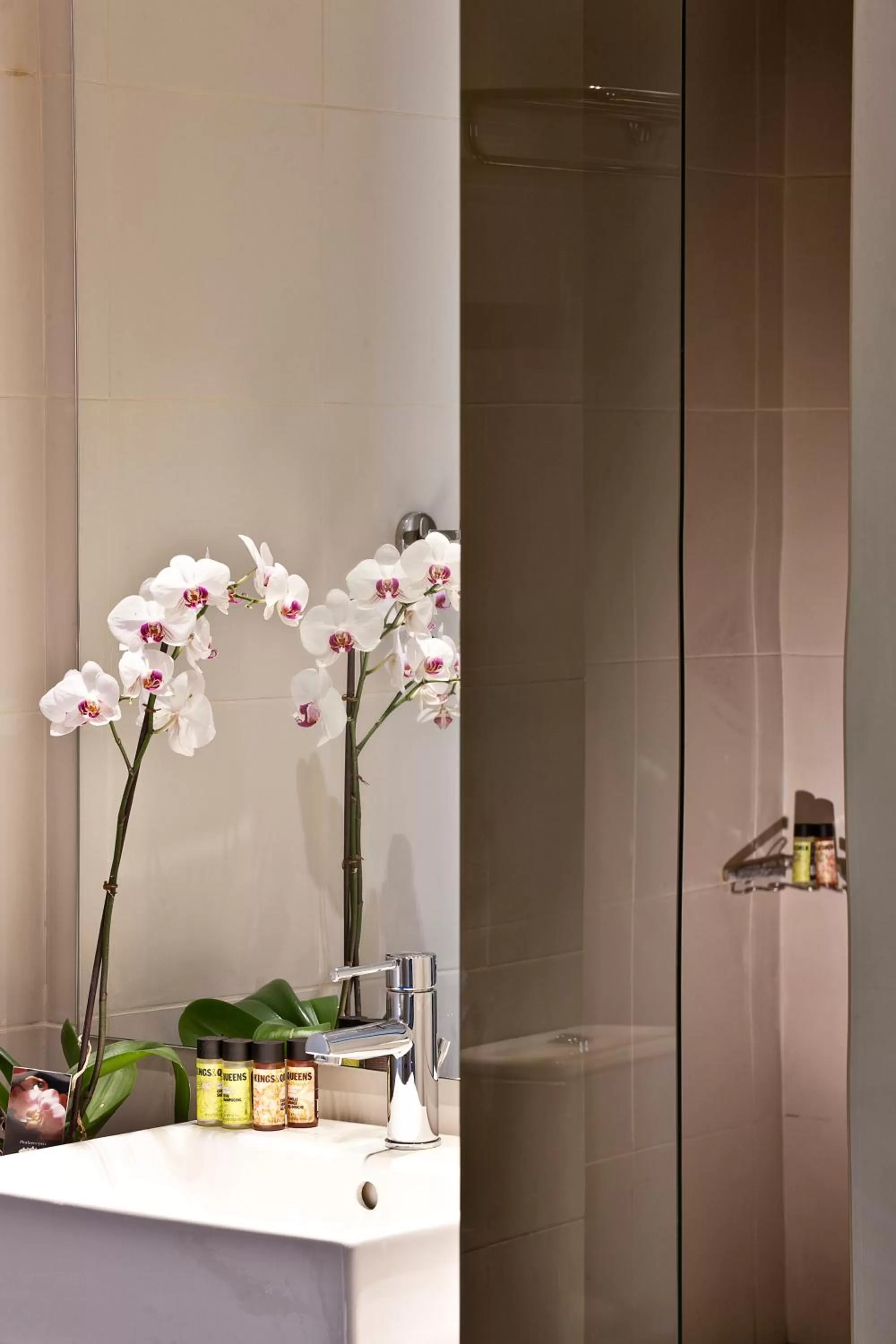 Bathroom in Acropolis Hill Hotel