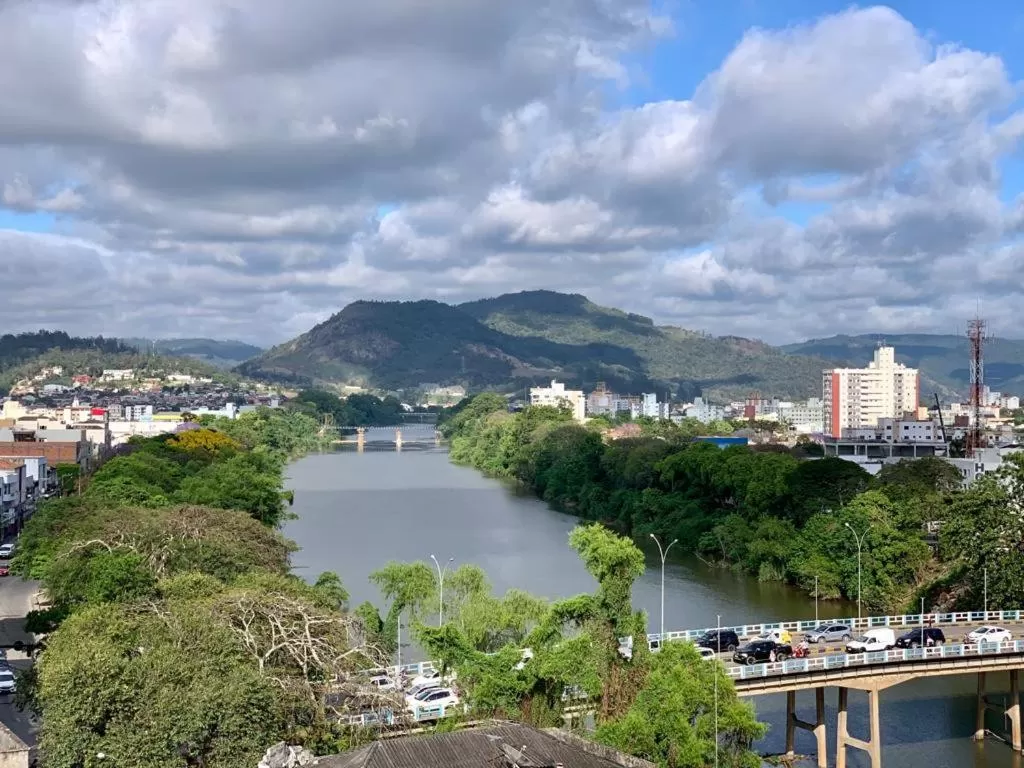 ACOMODARE HOTEL- SOB NOVA Direção