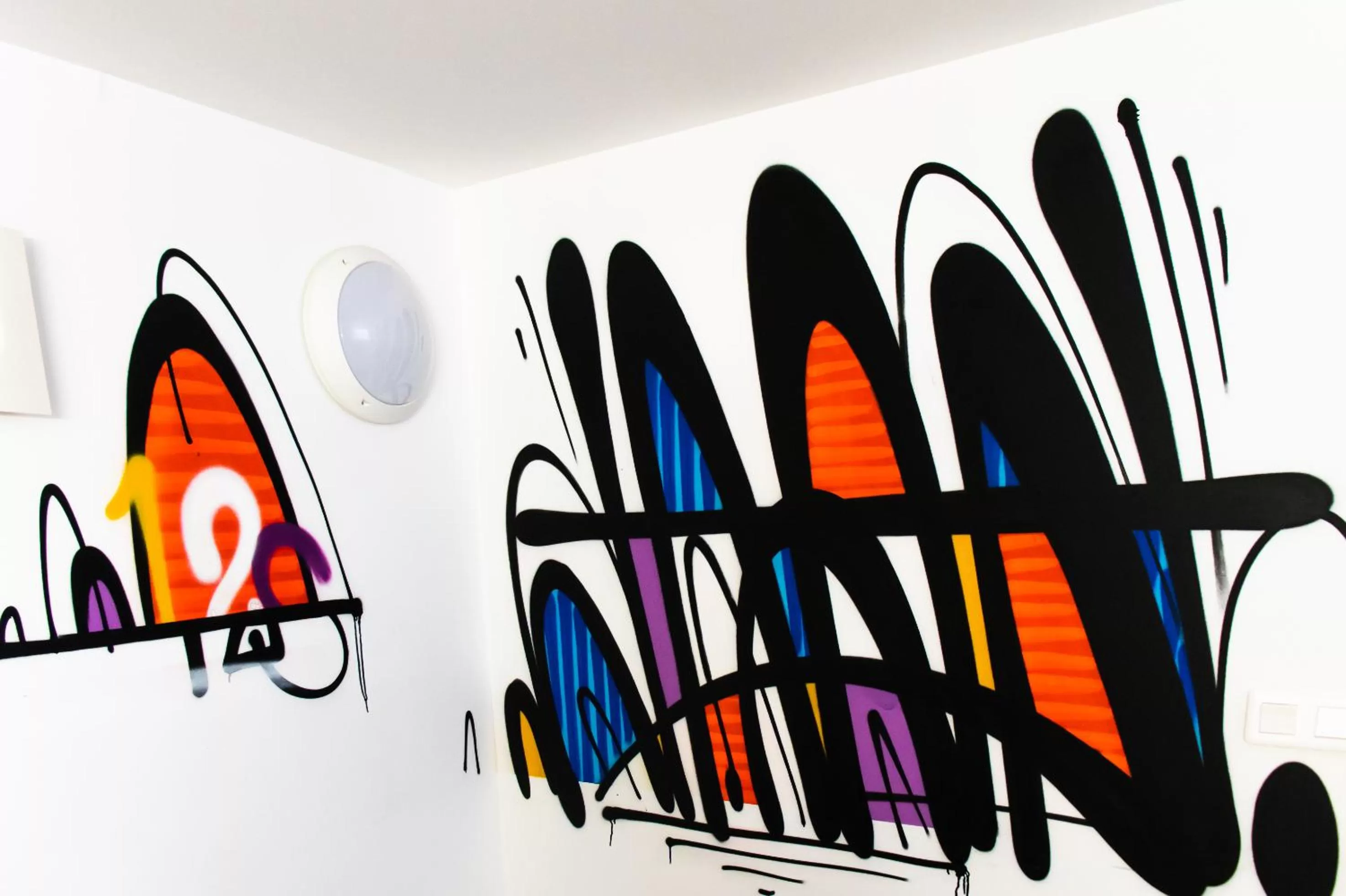 Decorative detail in Hôtel le Pastel