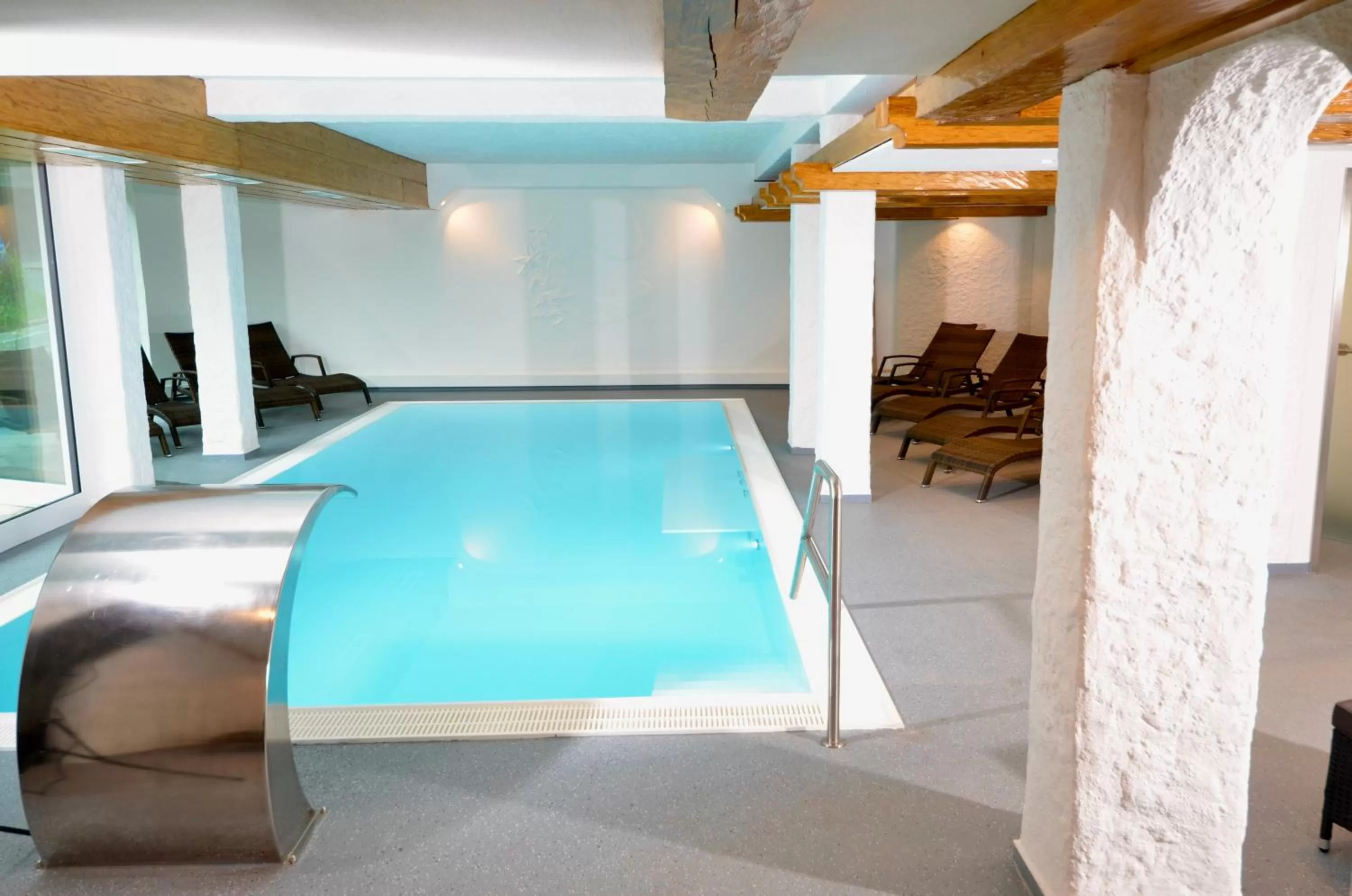 Sauna, Swimming Pool in Naturhotel Café Waldesruhe