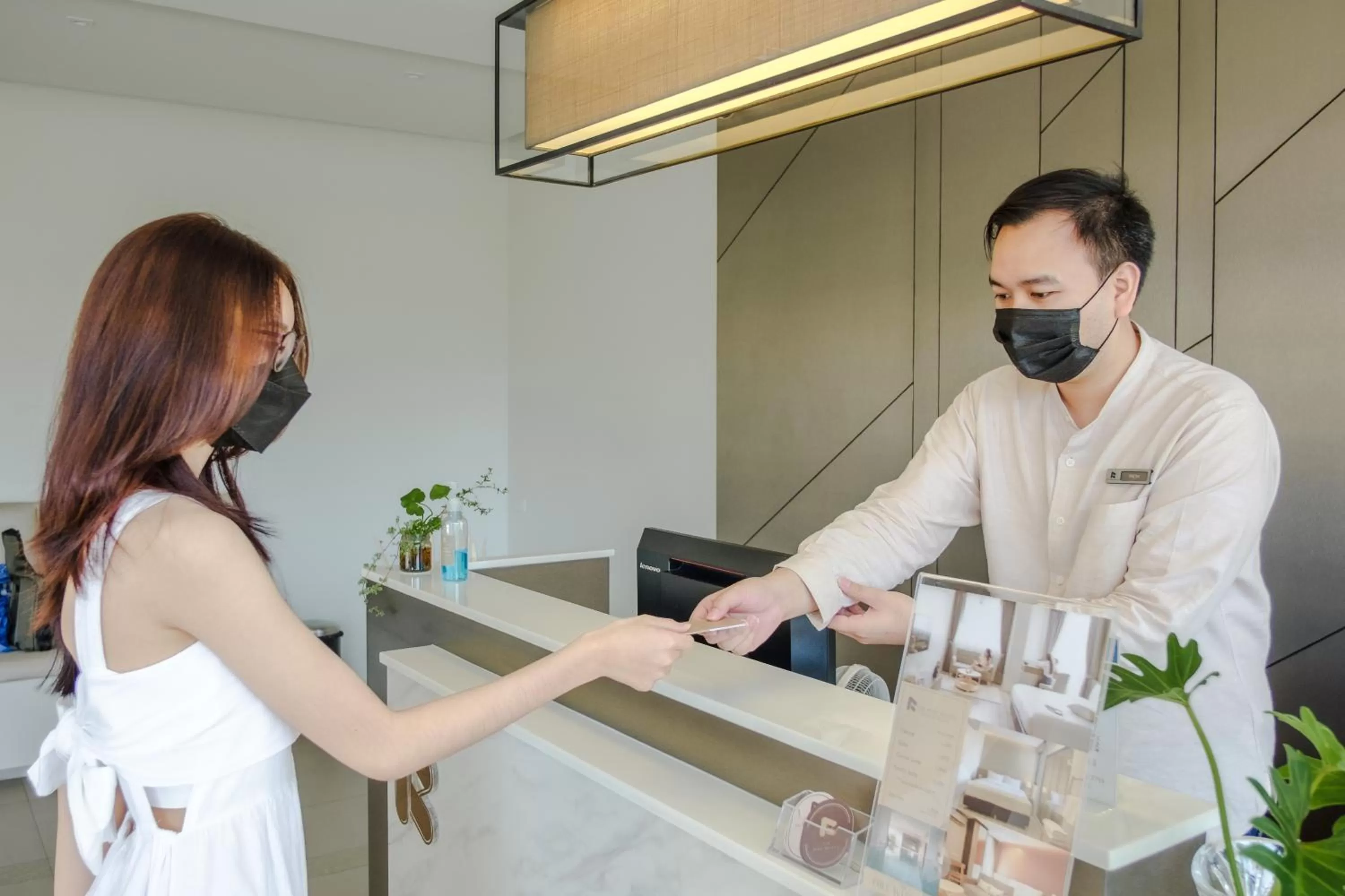 Lobby or reception in The Rise Suites Hotel, Chiang Mai - SHA Extra Plus