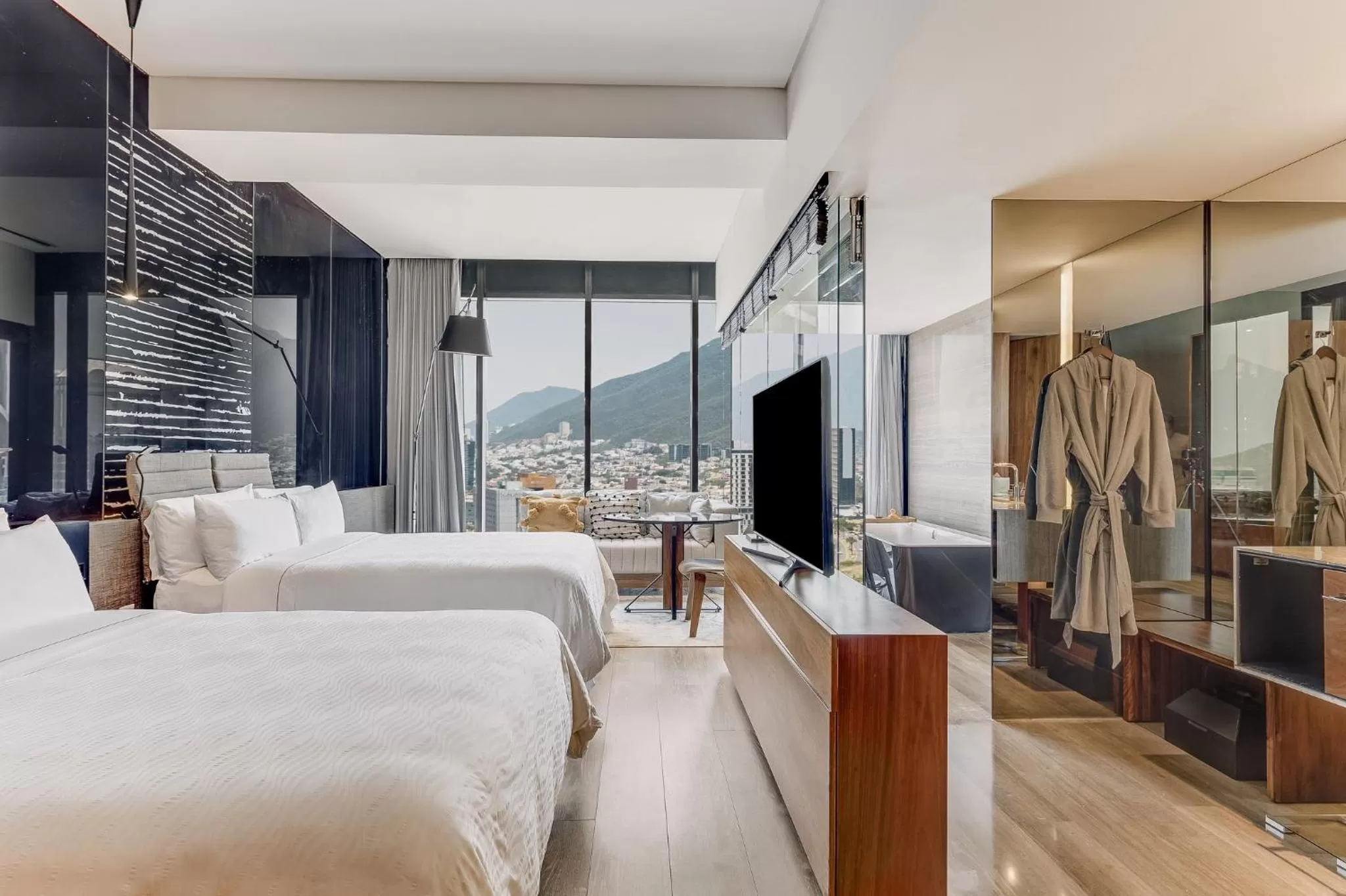 Photo of the whole room, Bed in Live Aqua Monterrey