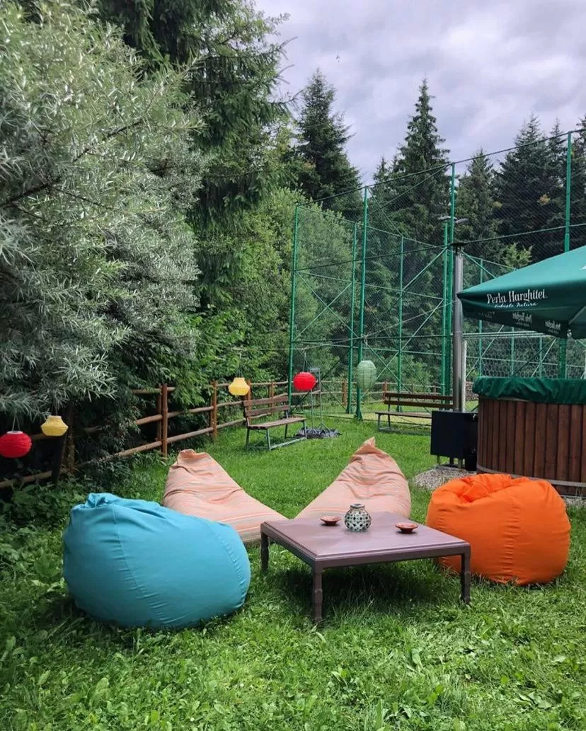 Lounge or bar in Mountain-Rest Pension