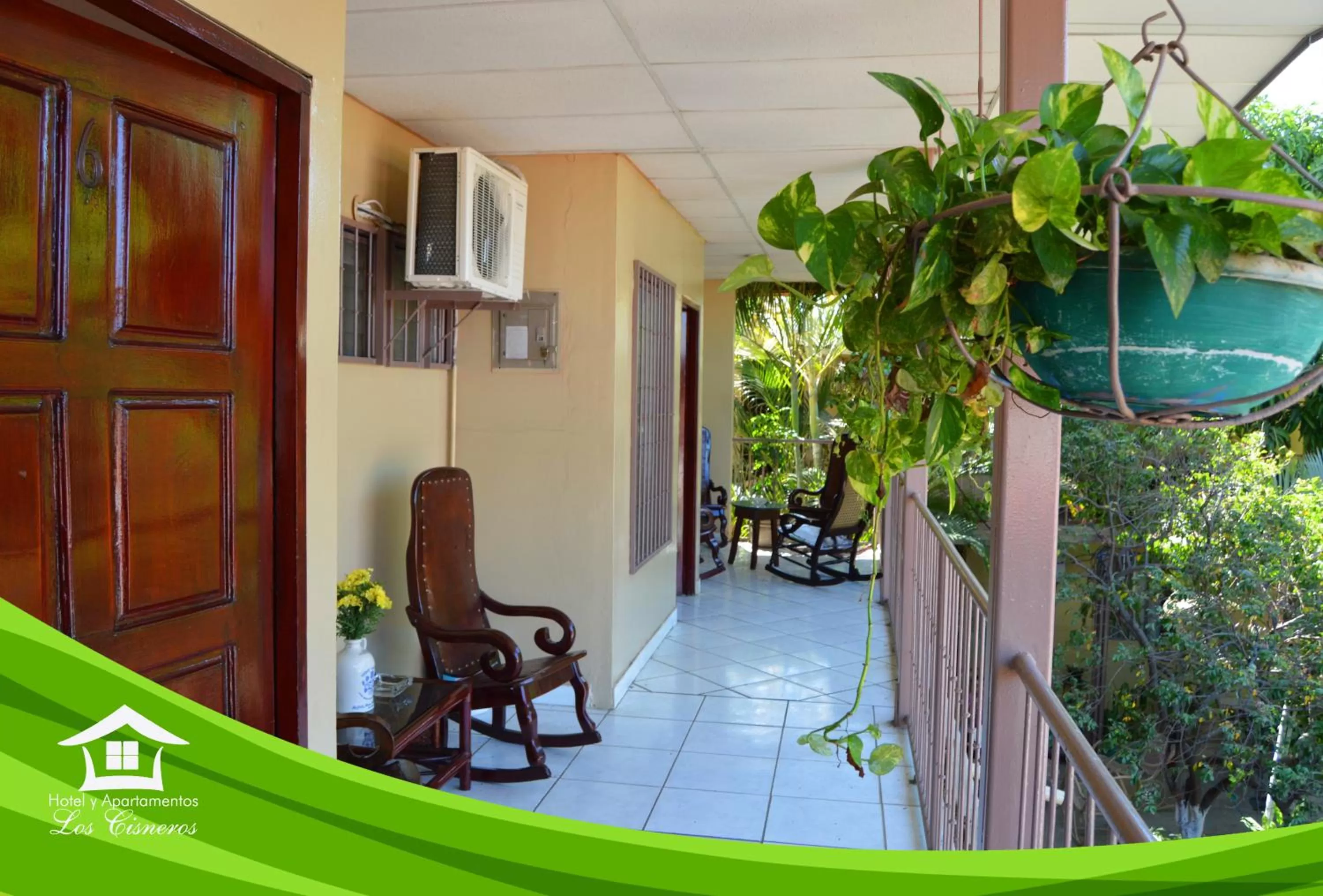 Photo of the whole room in Hotel y Apartments Los Cisneros