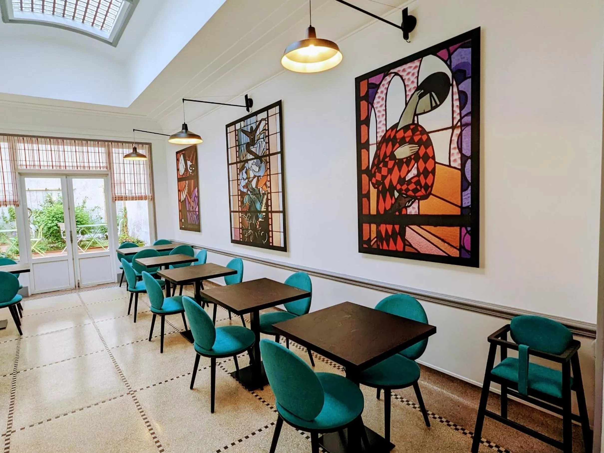 Property building in HOTEL ARVERNA VICHY - ClT'HOTEL