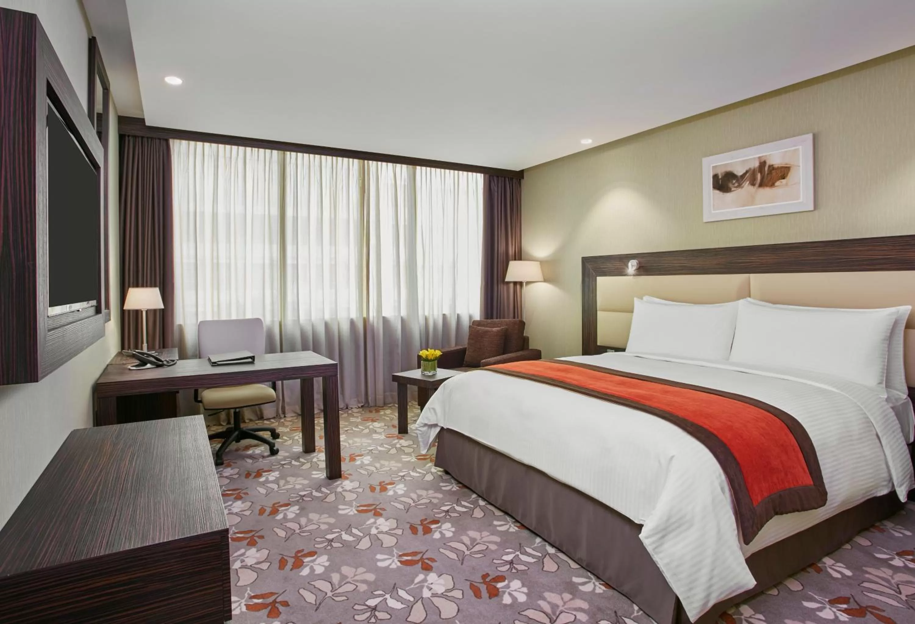 Bedroom, Bed in Crowne Plaza Kuwait Al Thuraya City by IHG