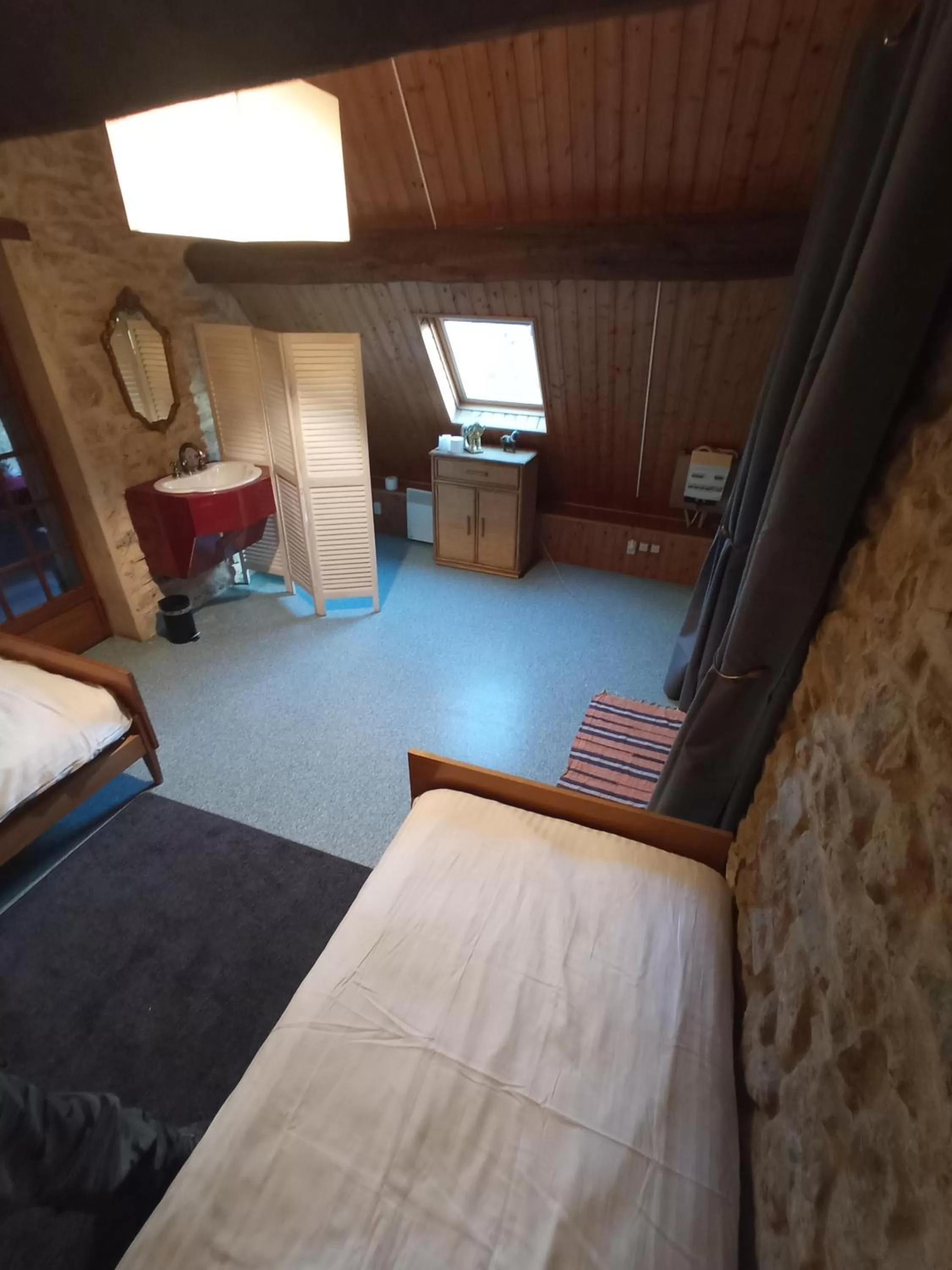 Bedroom, Bed in Maison du Moulin Galuzot