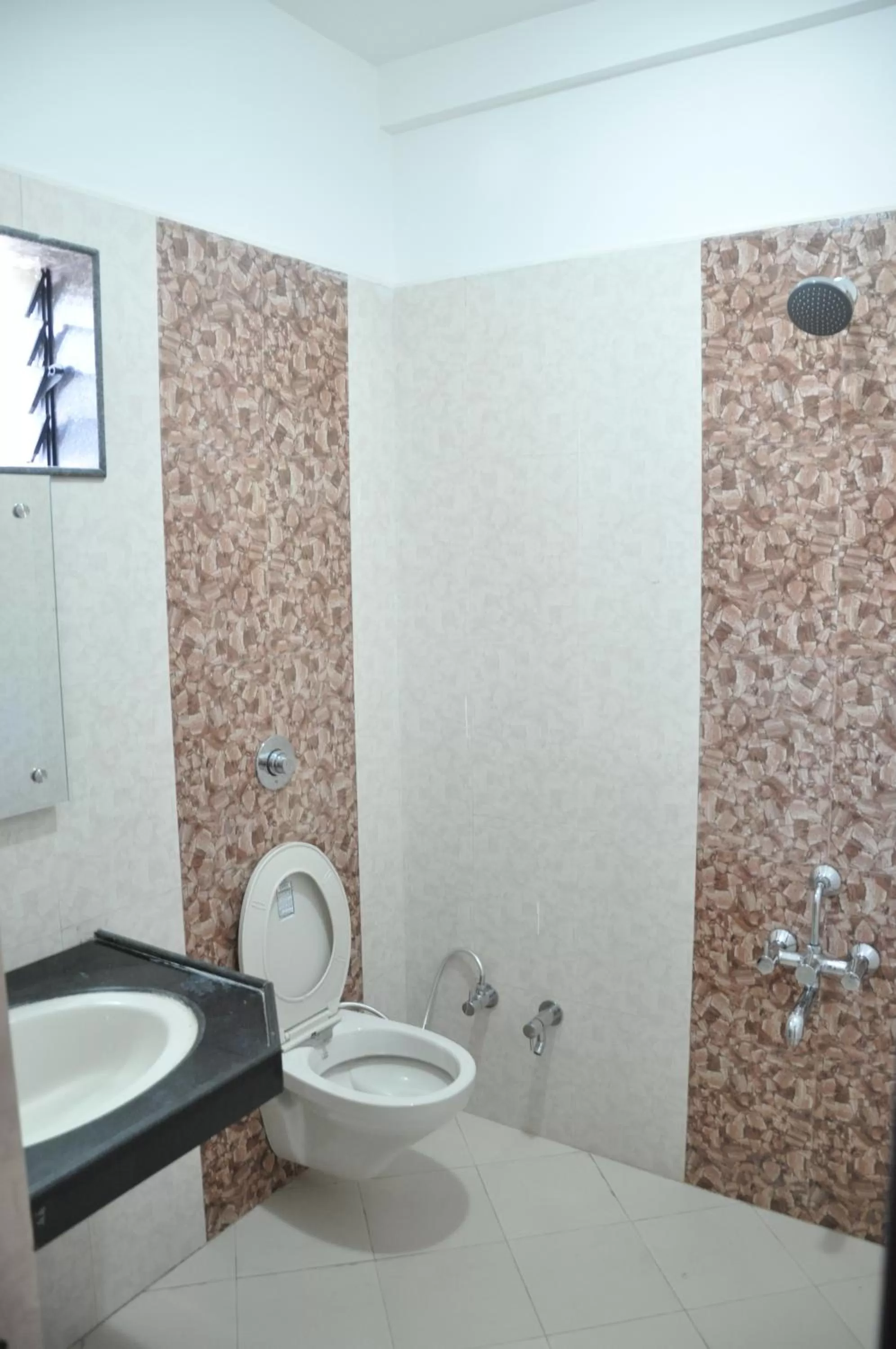 Bathroom in Hotel Oasis