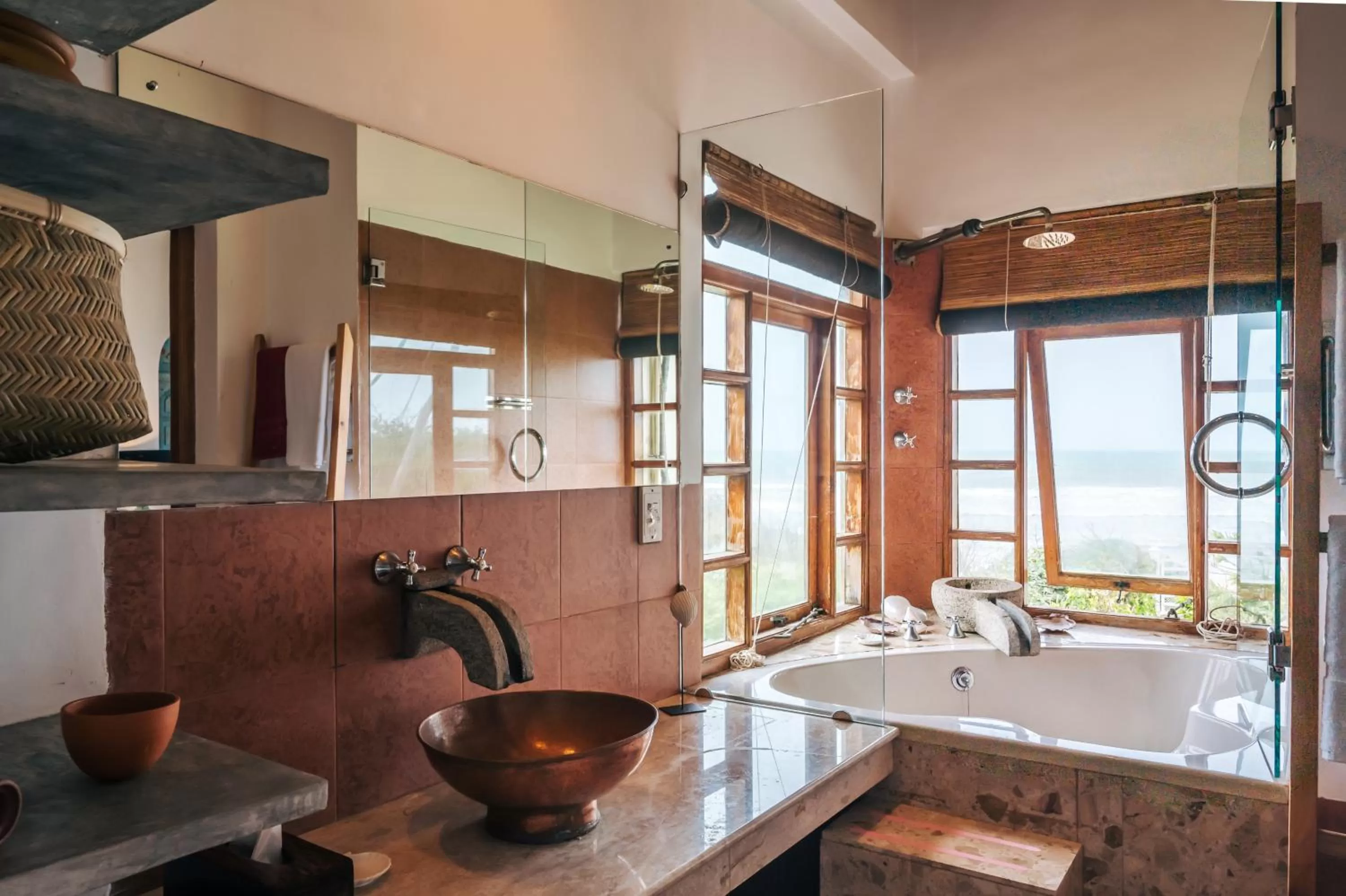 Bathroom in Sānti Beach House with pool & beach
