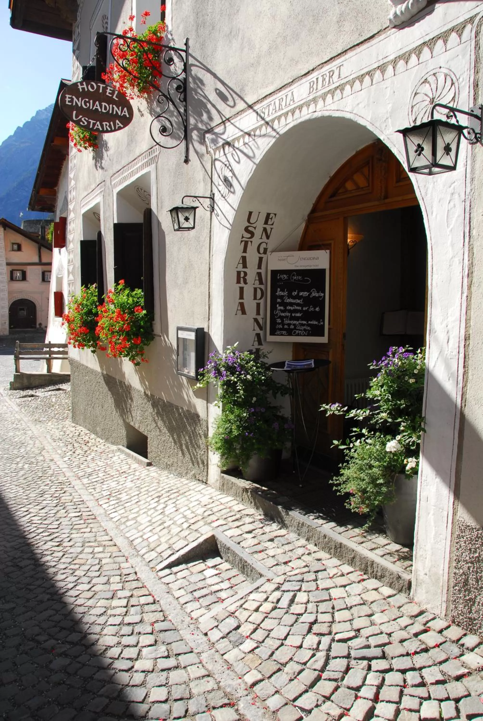 Facade/entrance in Hotel Engiadina