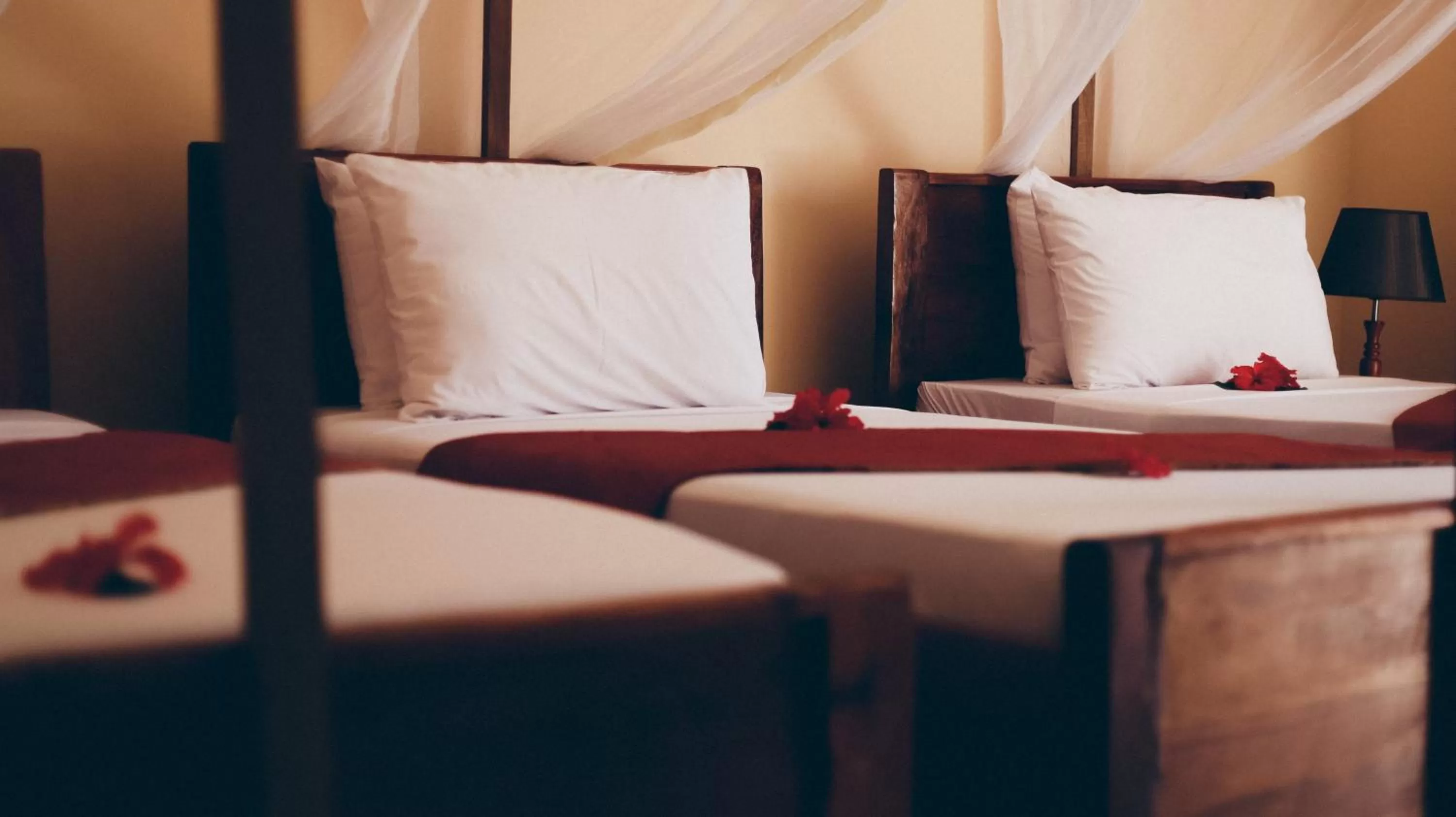 Bed in Amaan Beach Bungalows