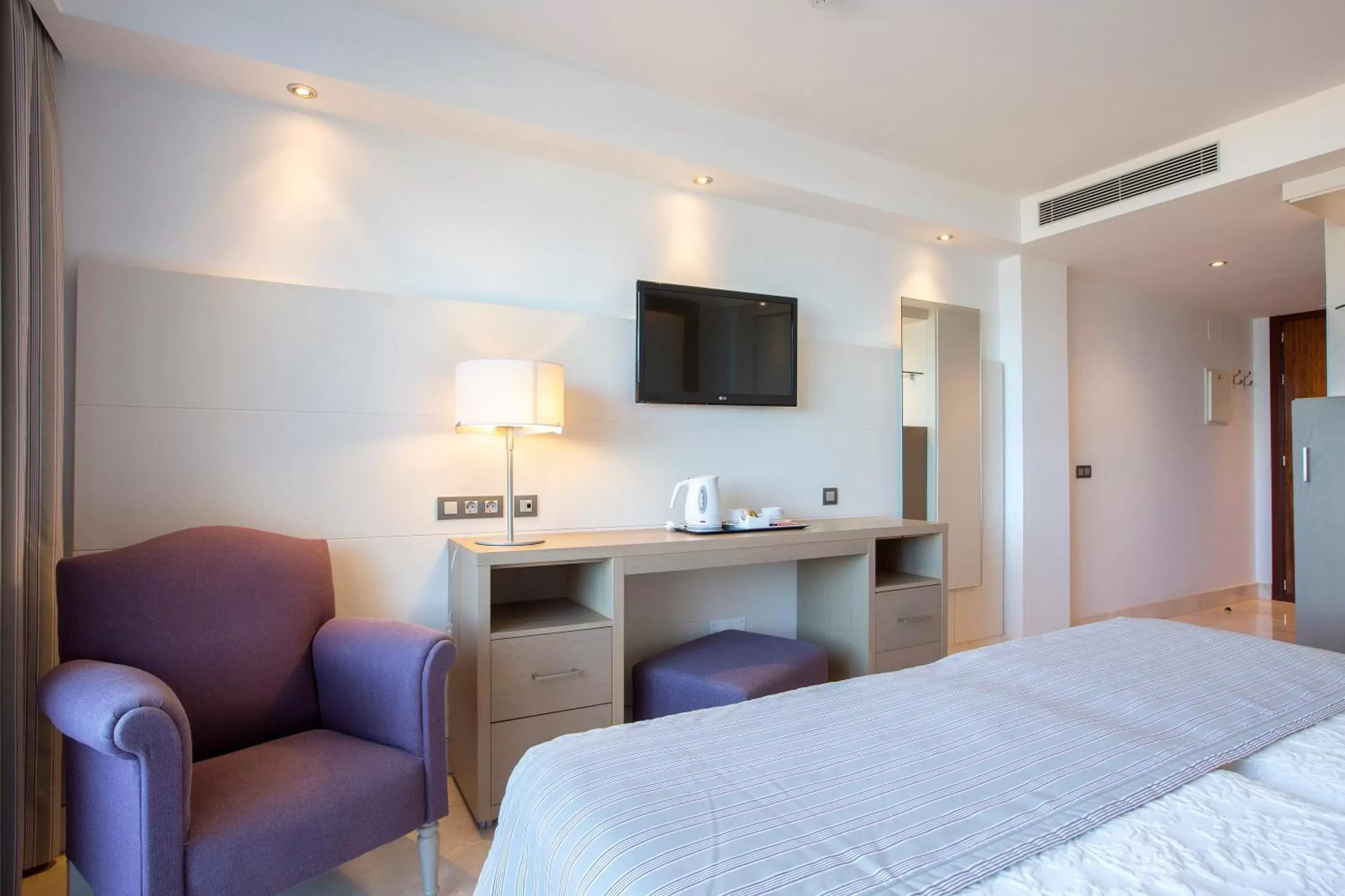 Double or Twin Room (2 Adults) in Hipotels Playa La Barrosa - Adults Only Double or Twin Room (2 Adults) in Hipotels Playa La Barrosa - Adults Only