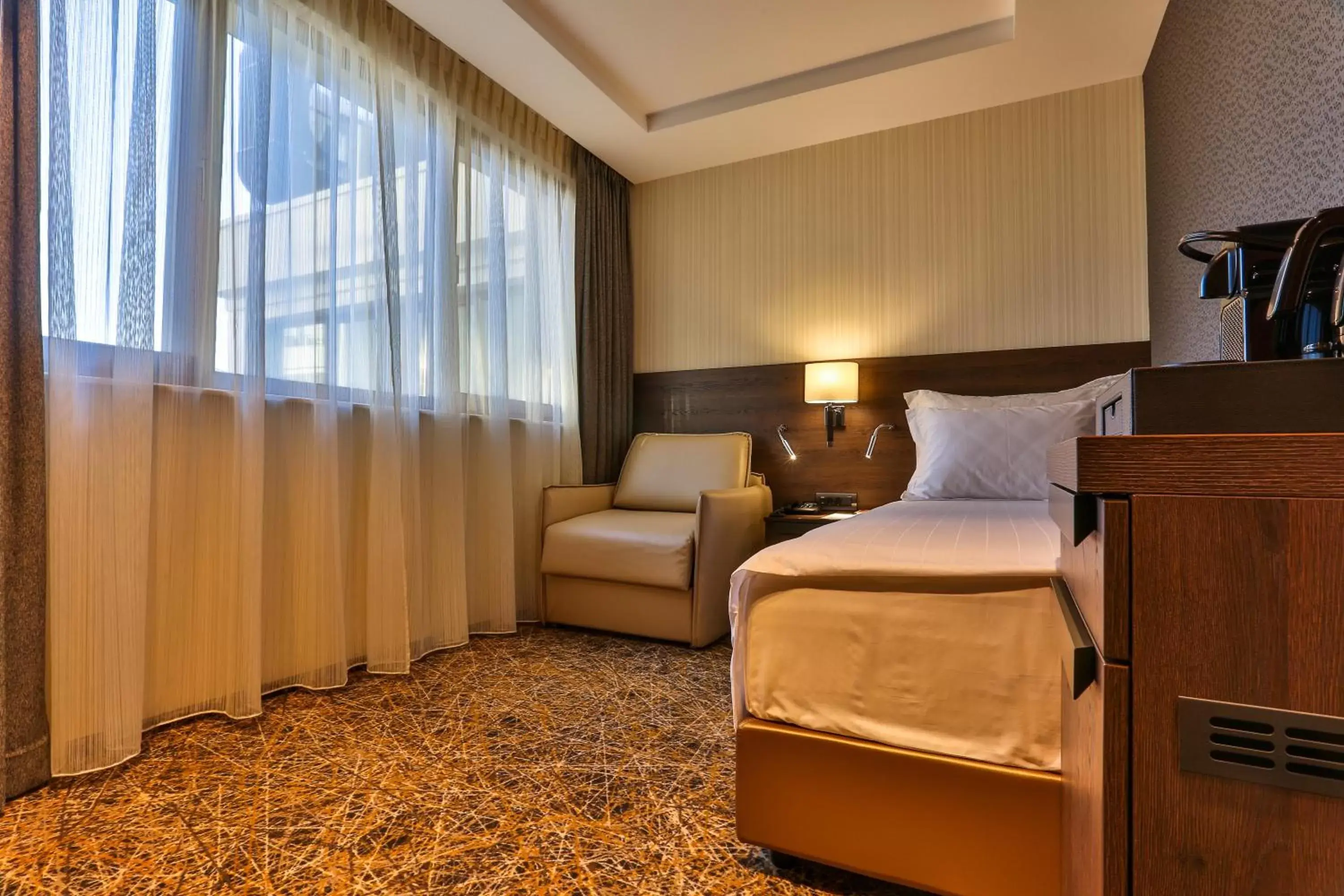 Economy Room in Hotel Zeta Economy Room in Hotel Zeta