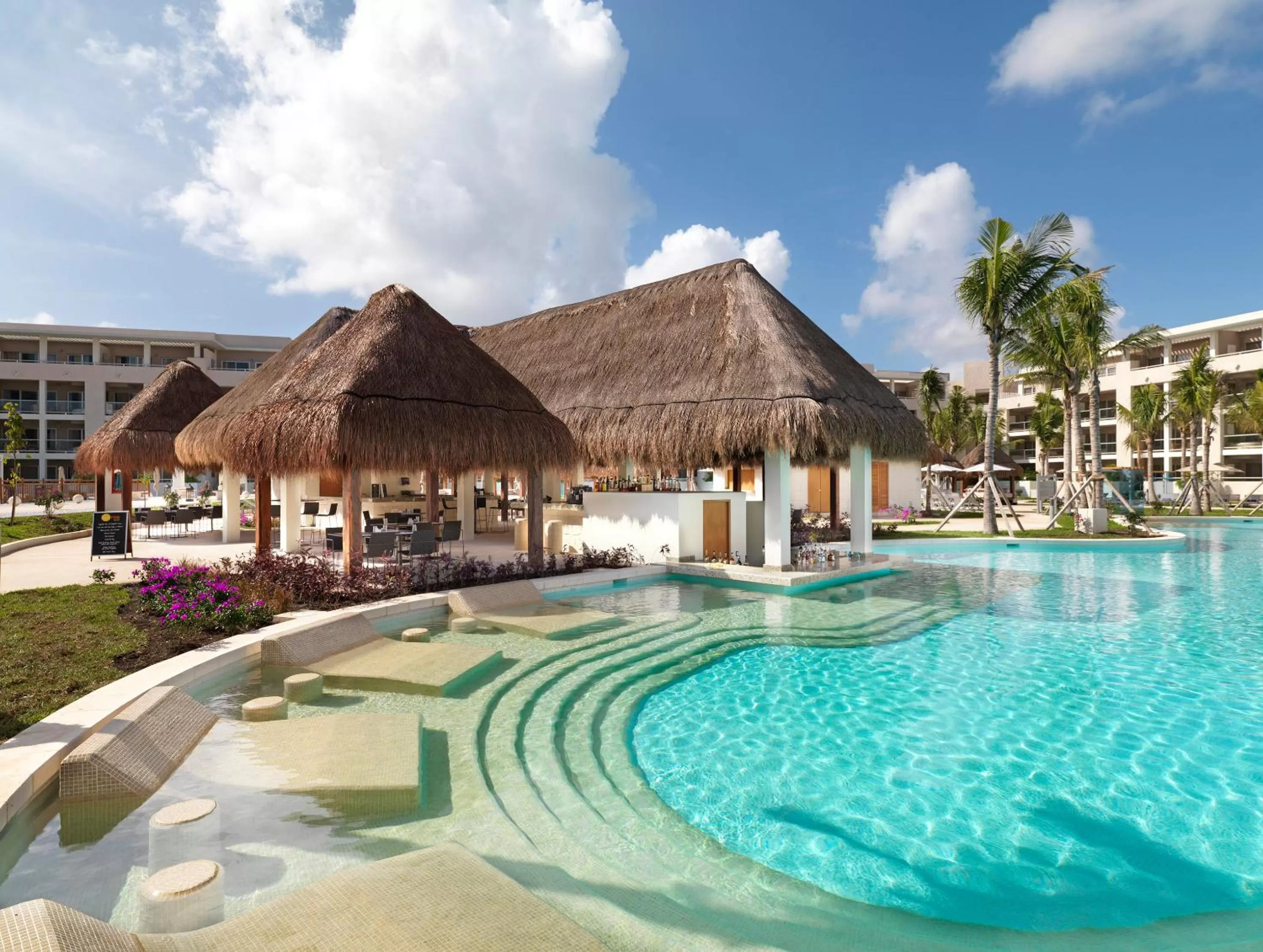 Swimming pool in Paradisus Playa del Carmen - Riviera Maya - All Inclusive