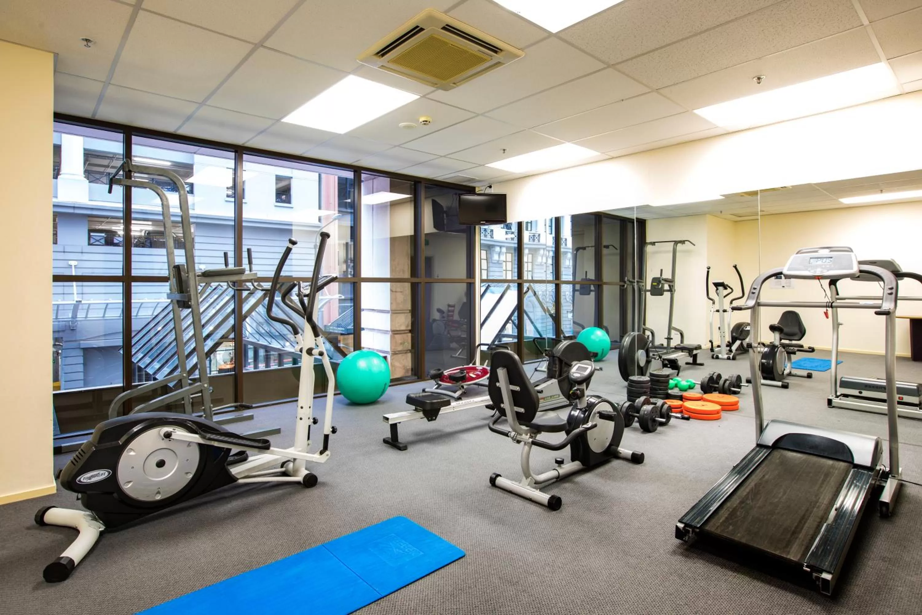 Fitness centre/facilities in Quest on Johnston Serviced Apartments