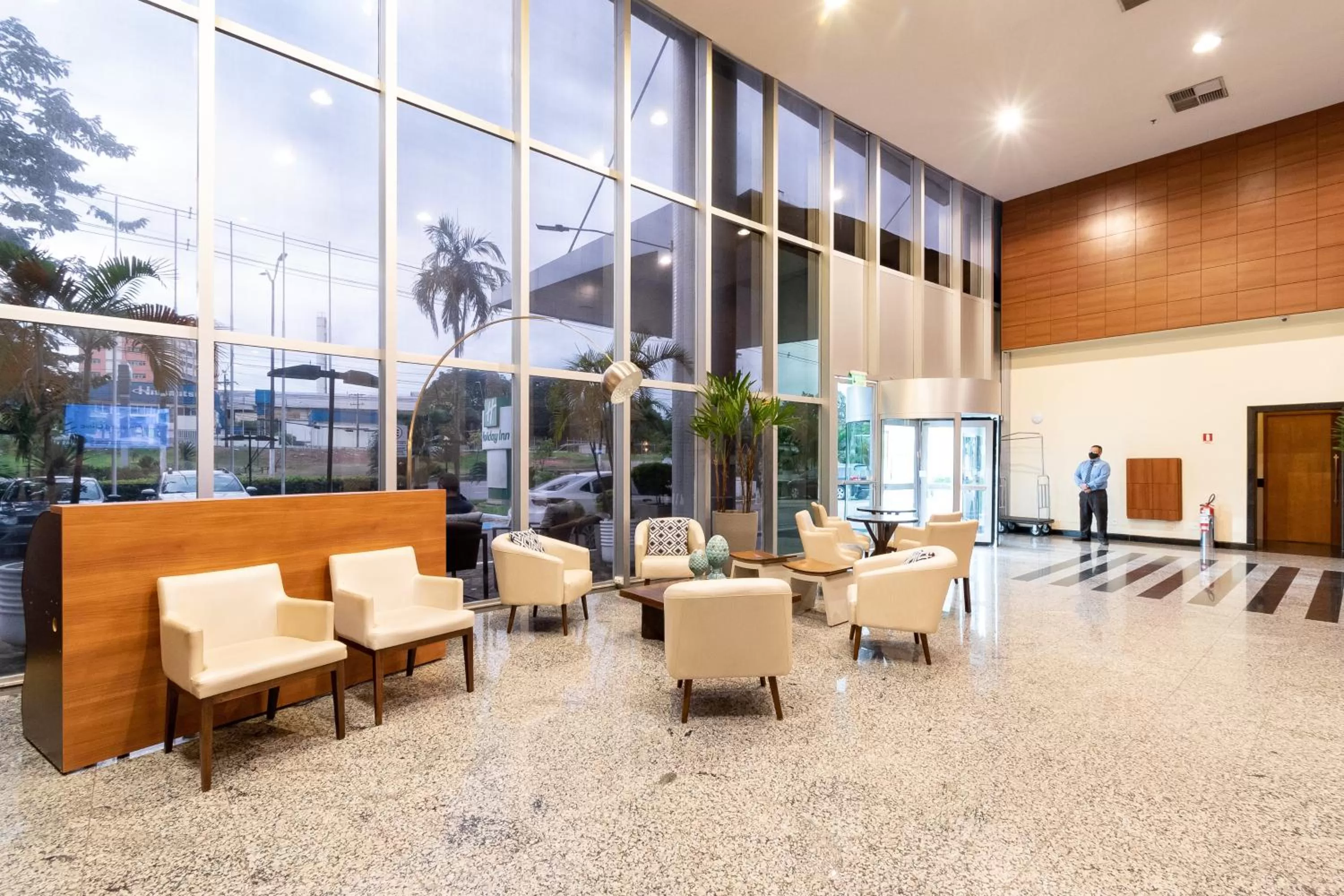 Property building in Holiday Inn Manaus by IHG