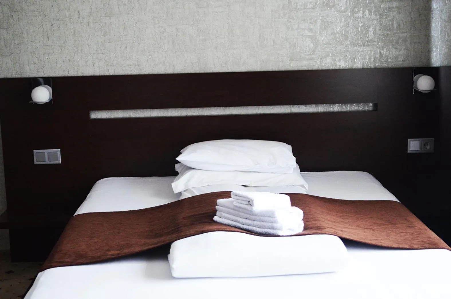 Bed in Hotel Premier