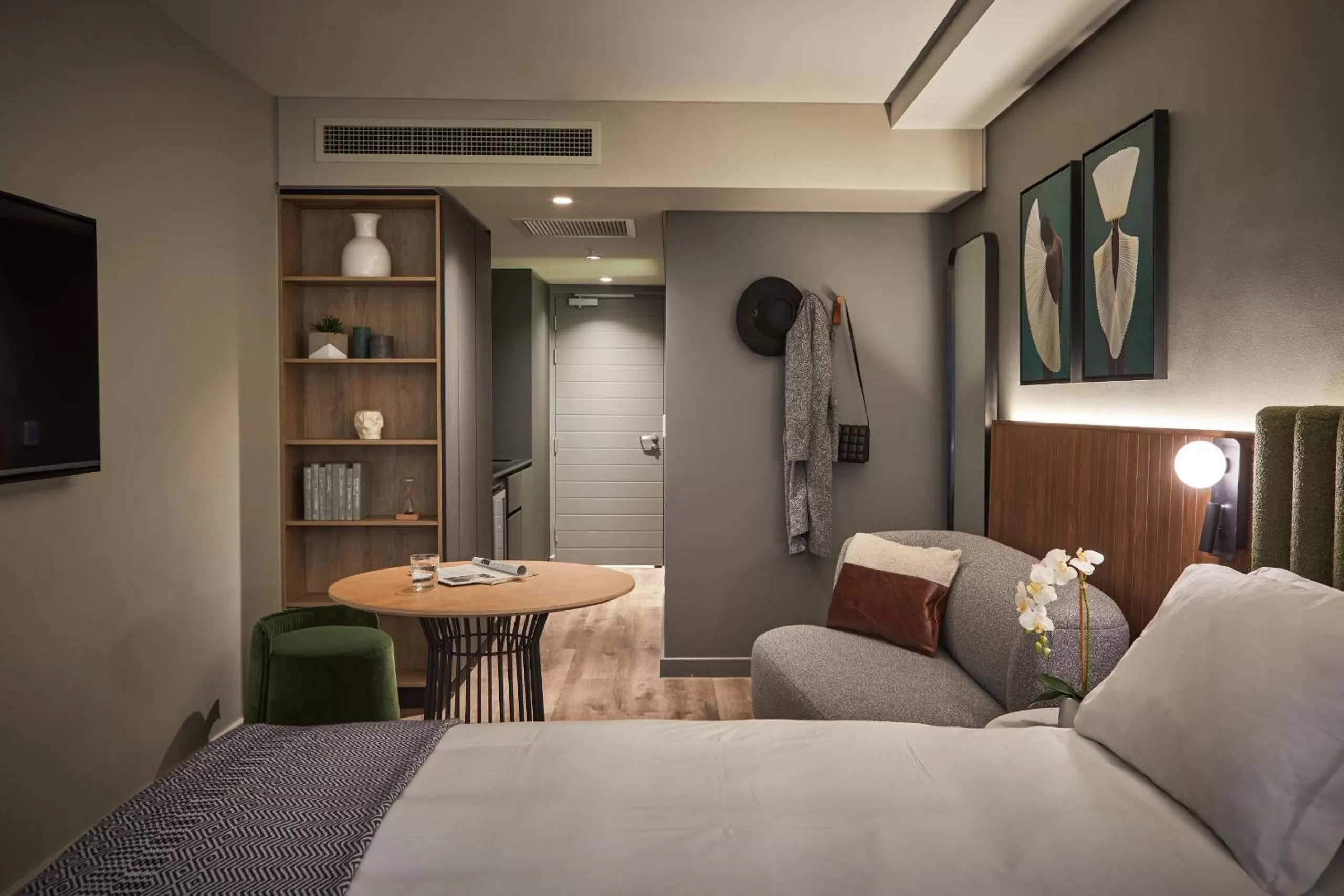 Photo of the whole room, Bed in The Rockefeller Hotel by NEWMARK