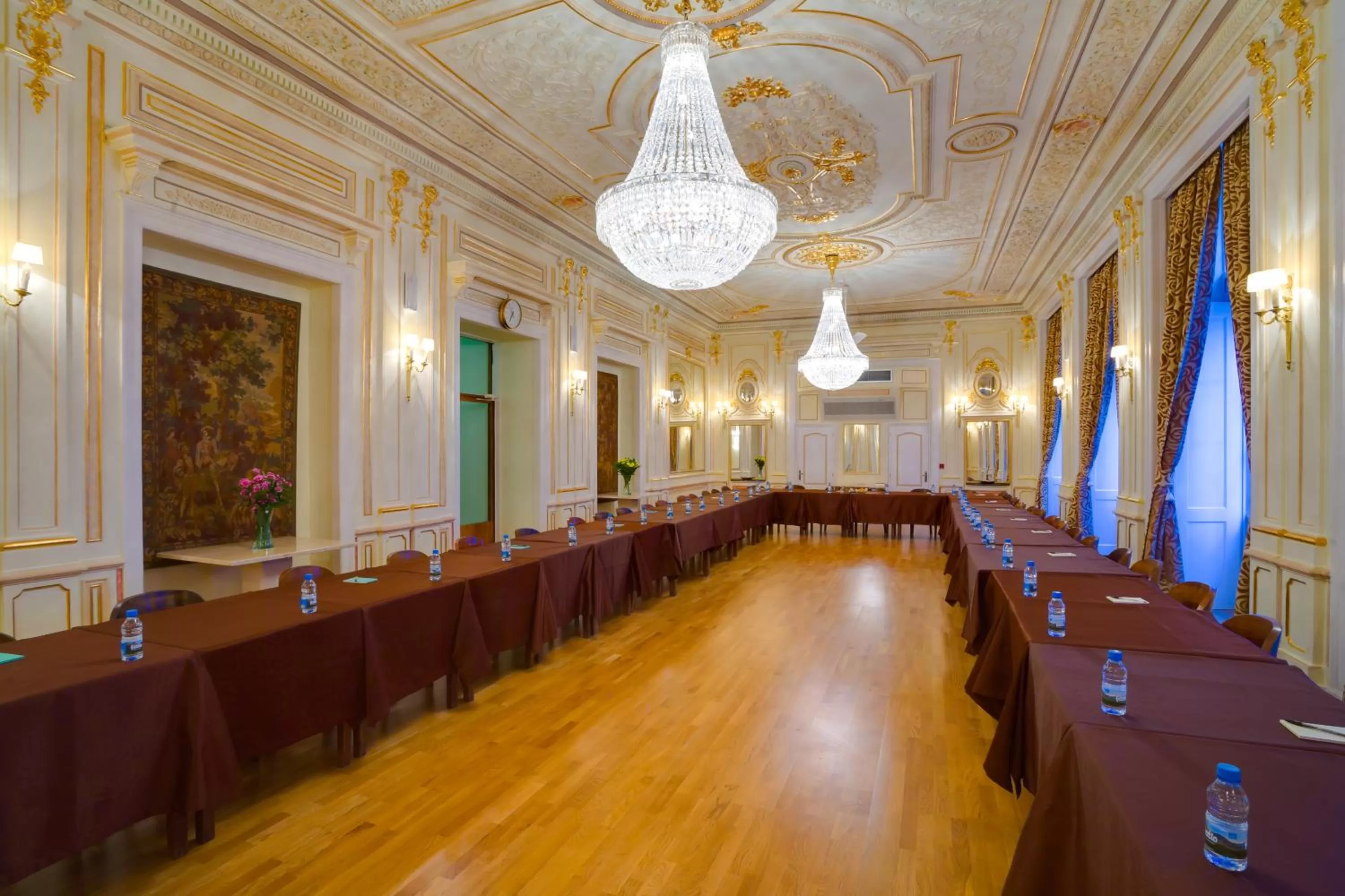 Business facilities in Hotel Borges Chiado