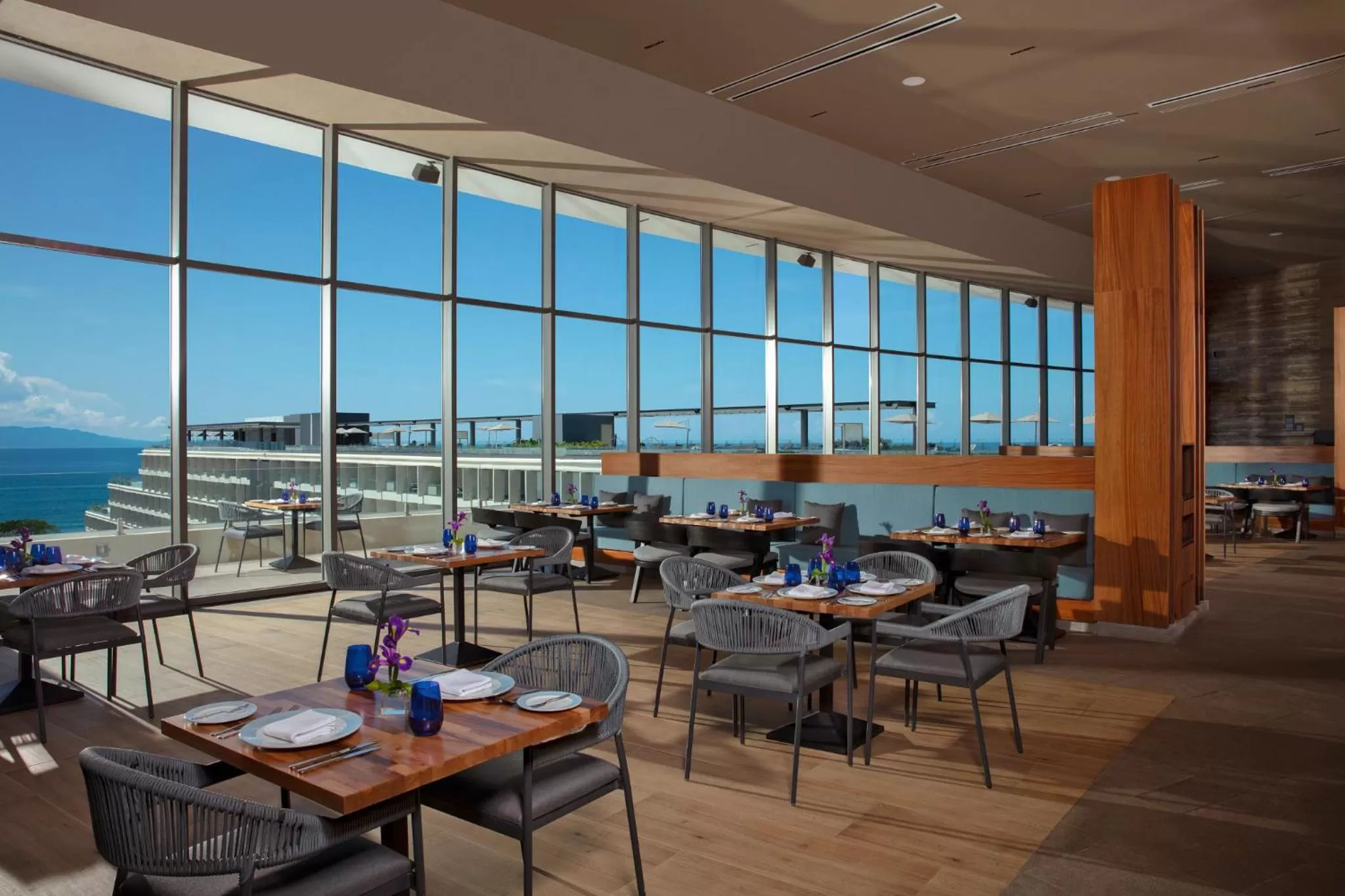 Restaurant/places to eat in Secrets Bahia Mita Surf and Spa - All Inclusive - Adults Only