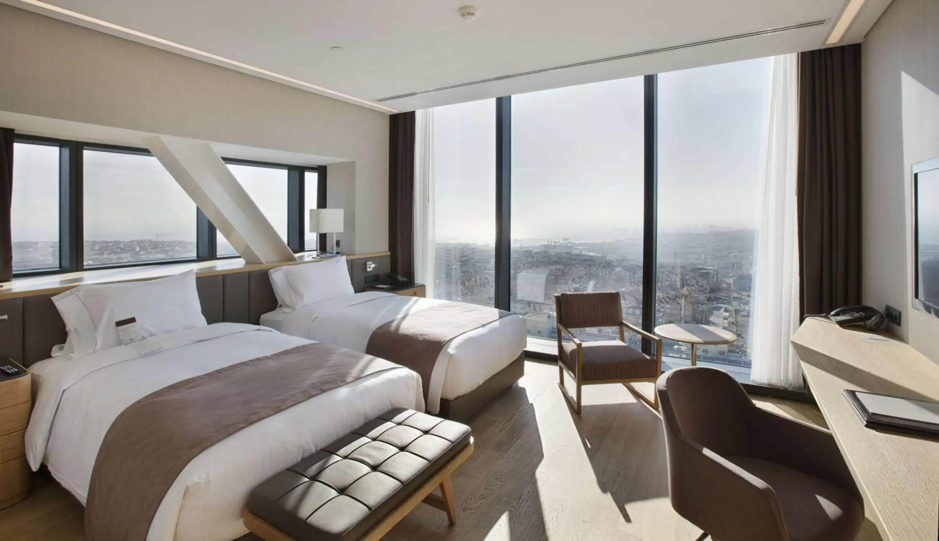 Twin Deluxe Room with Panoramic View in DoubleTree by Hilton Istanbul-Avcilar Twin Deluxe Room with Panoramic View in DoubleTree by Hilton Istanbul-Avcilar