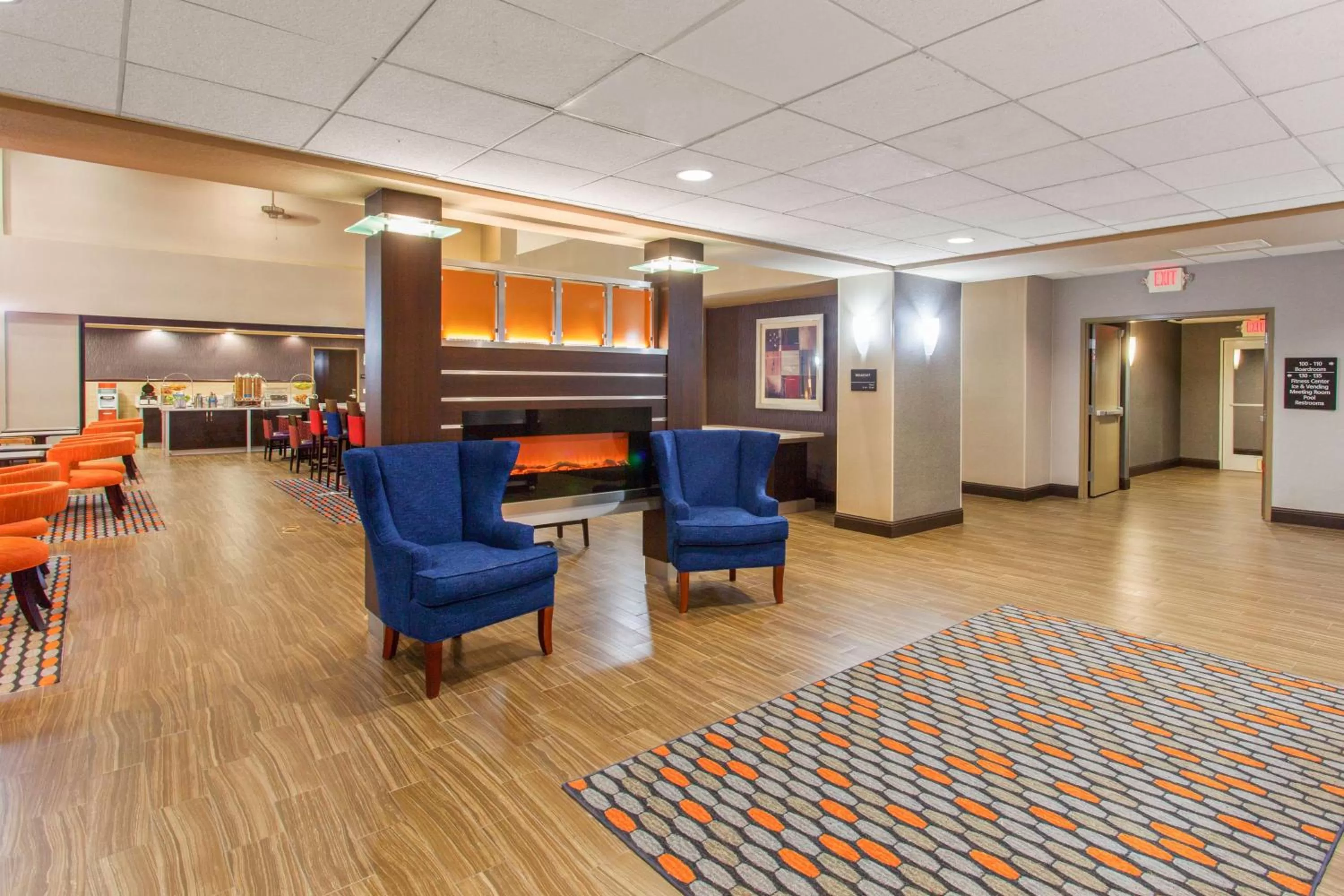 Lobby or reception in Hampton Inn and Suites Merced