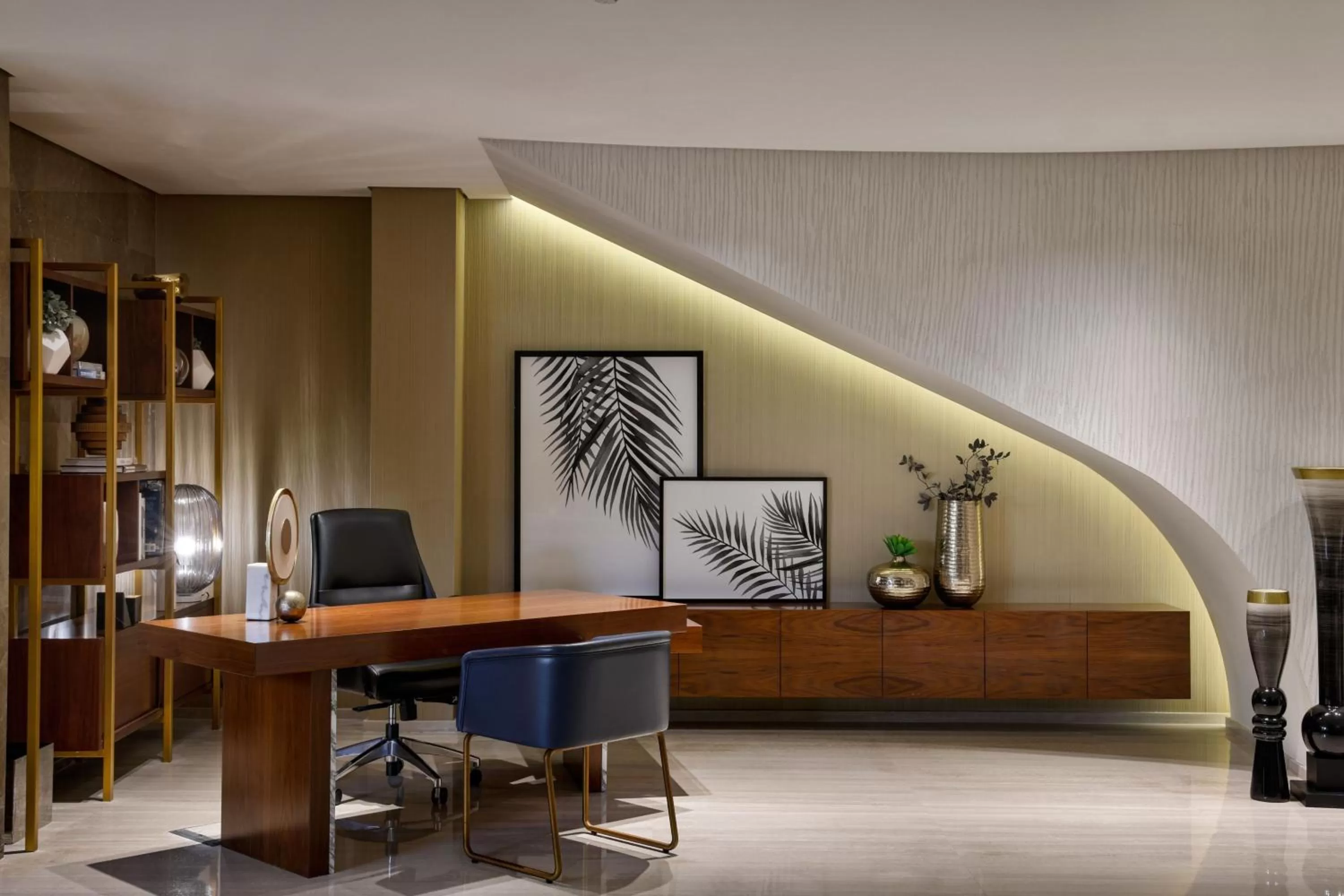 Photo of the whole room in Le Méridien Dubai Hotel & Conference Centre