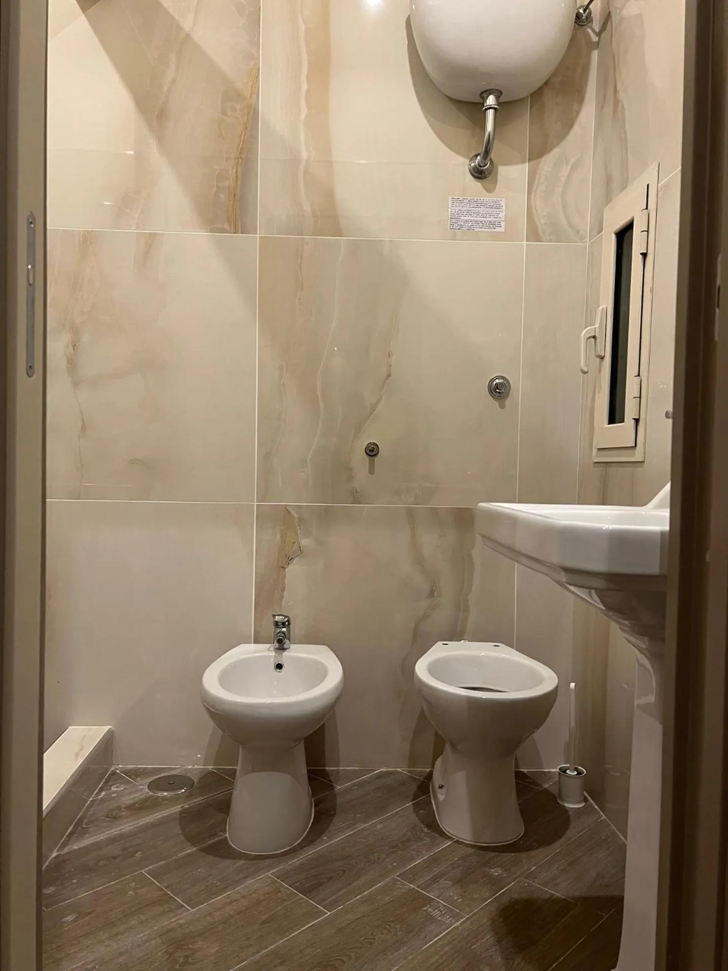 Bathroom in Hotel Iris