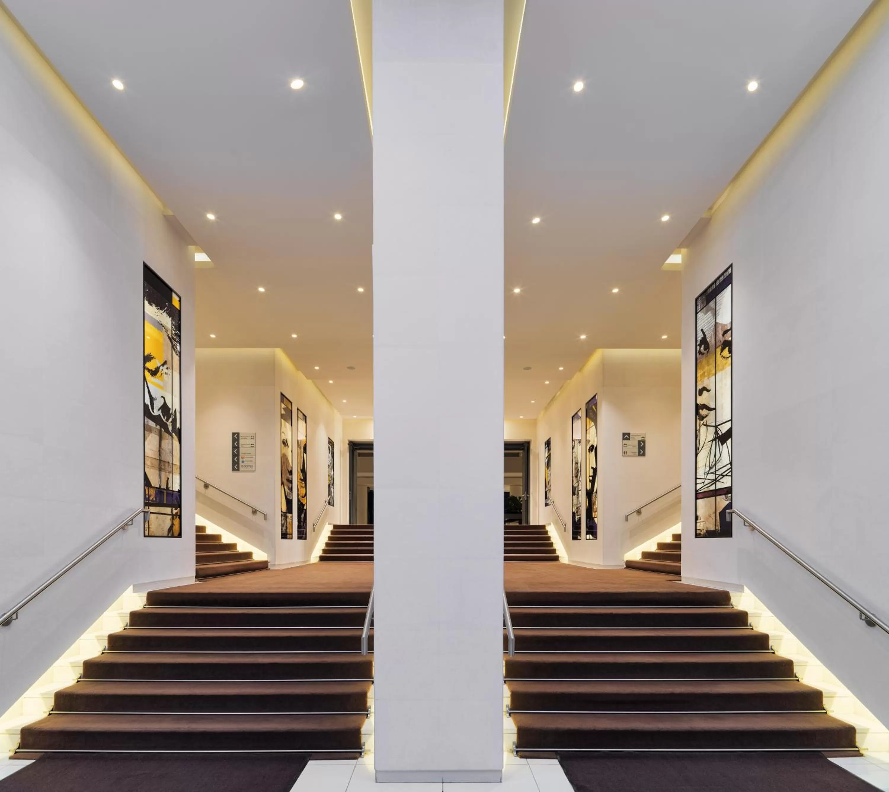 Facade/entrance in H10 Berlin Ku'Damm