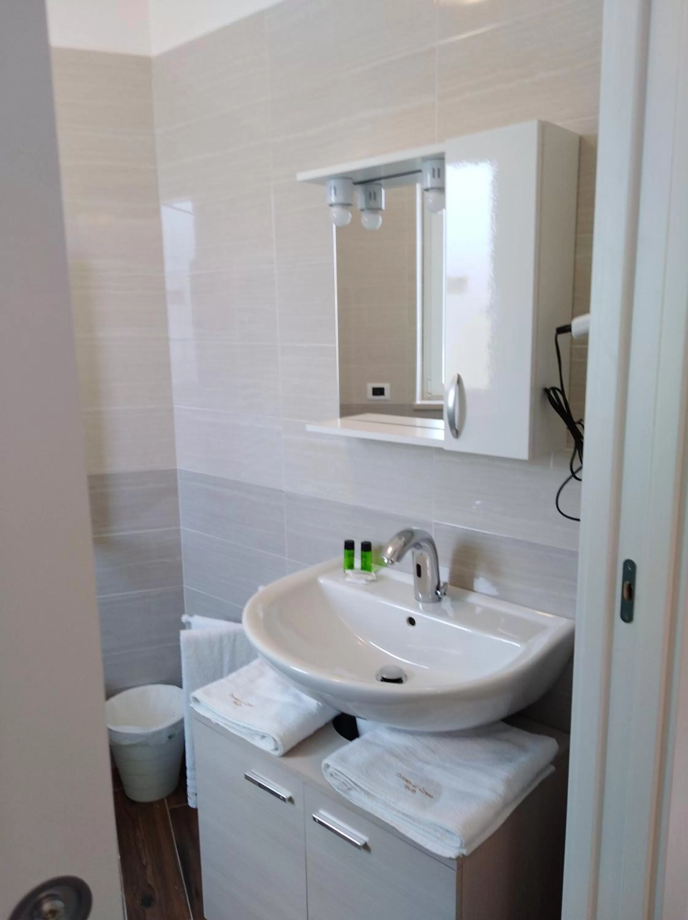 Bathroom in DomuS al Corso B&B