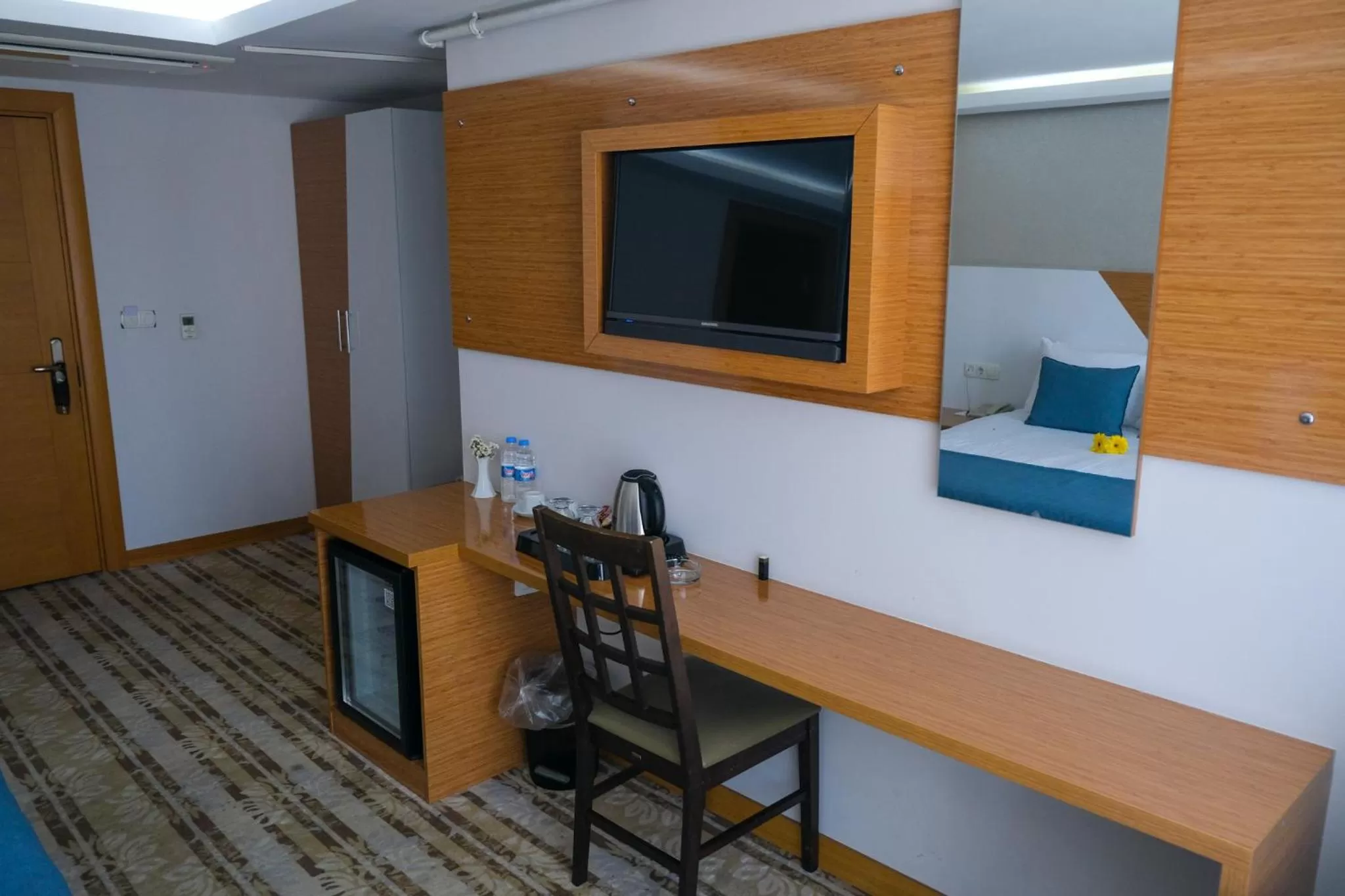 TV and multimedia in Bulvar Hotel