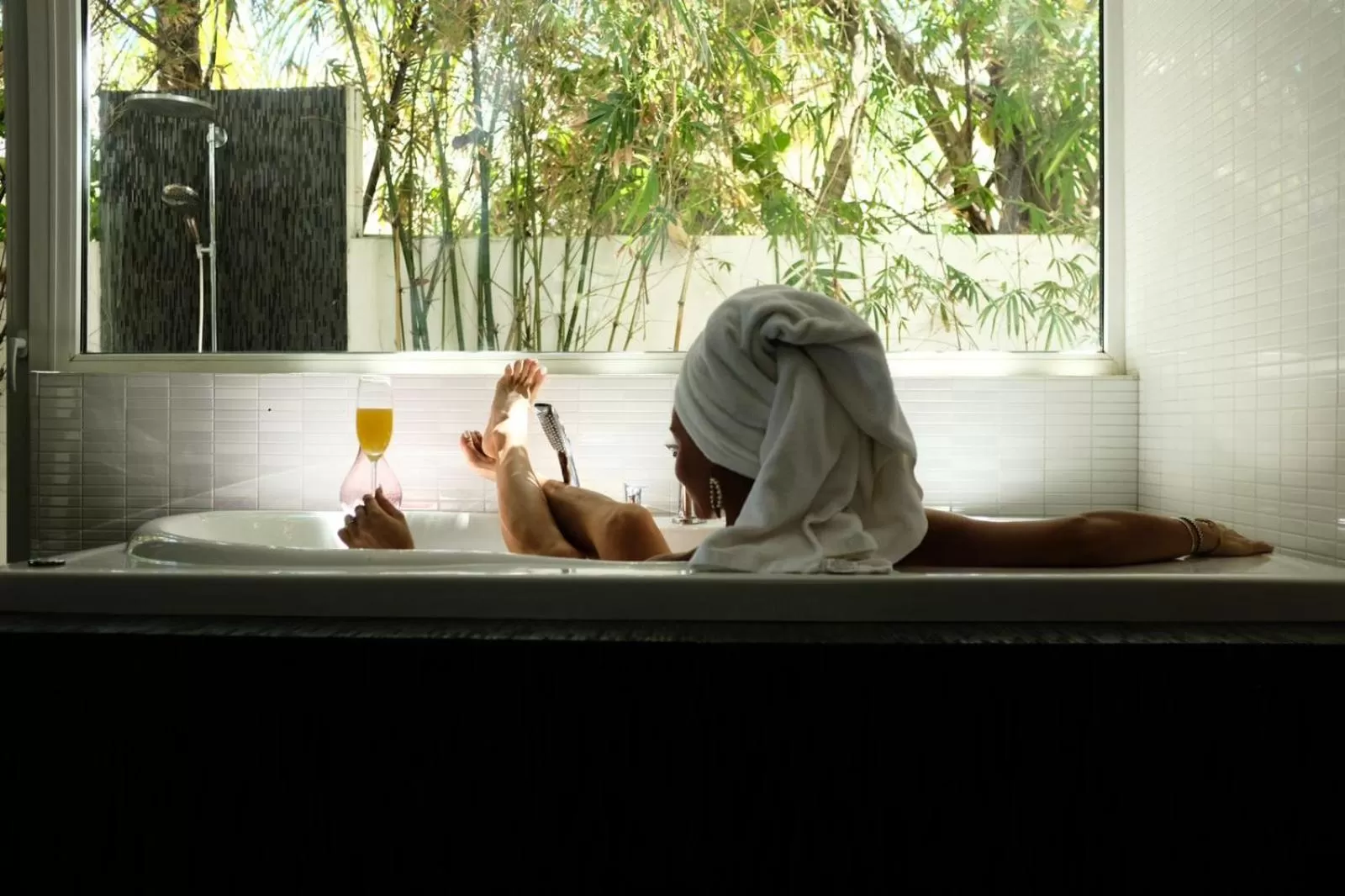 People in Ultravioleta Boutique Residences