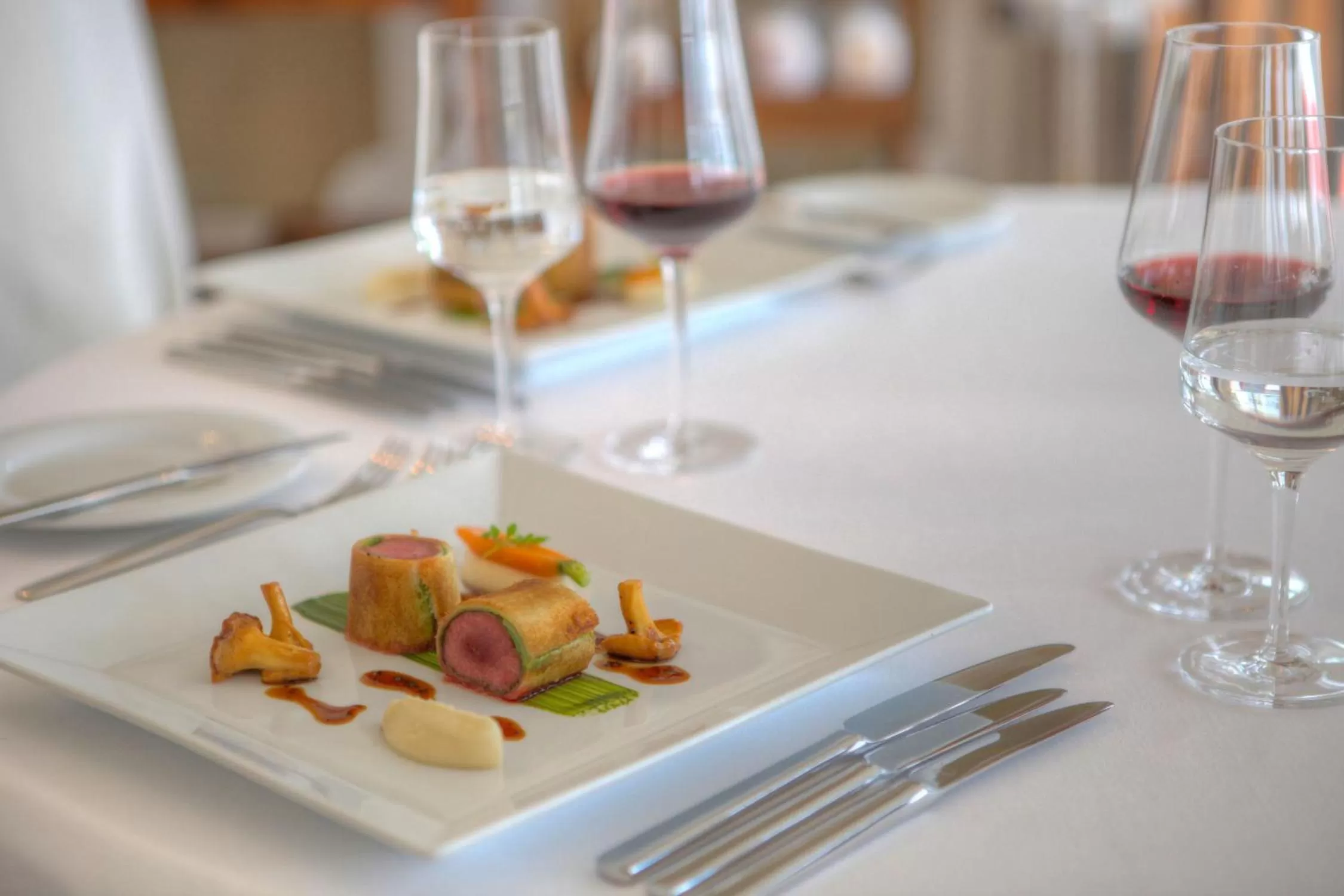 Food in SEETELHOTEL Villa Esplanade mit Aurora die zwei Villen als Rückzugsorte mit Stil, Genuss und Geschichte