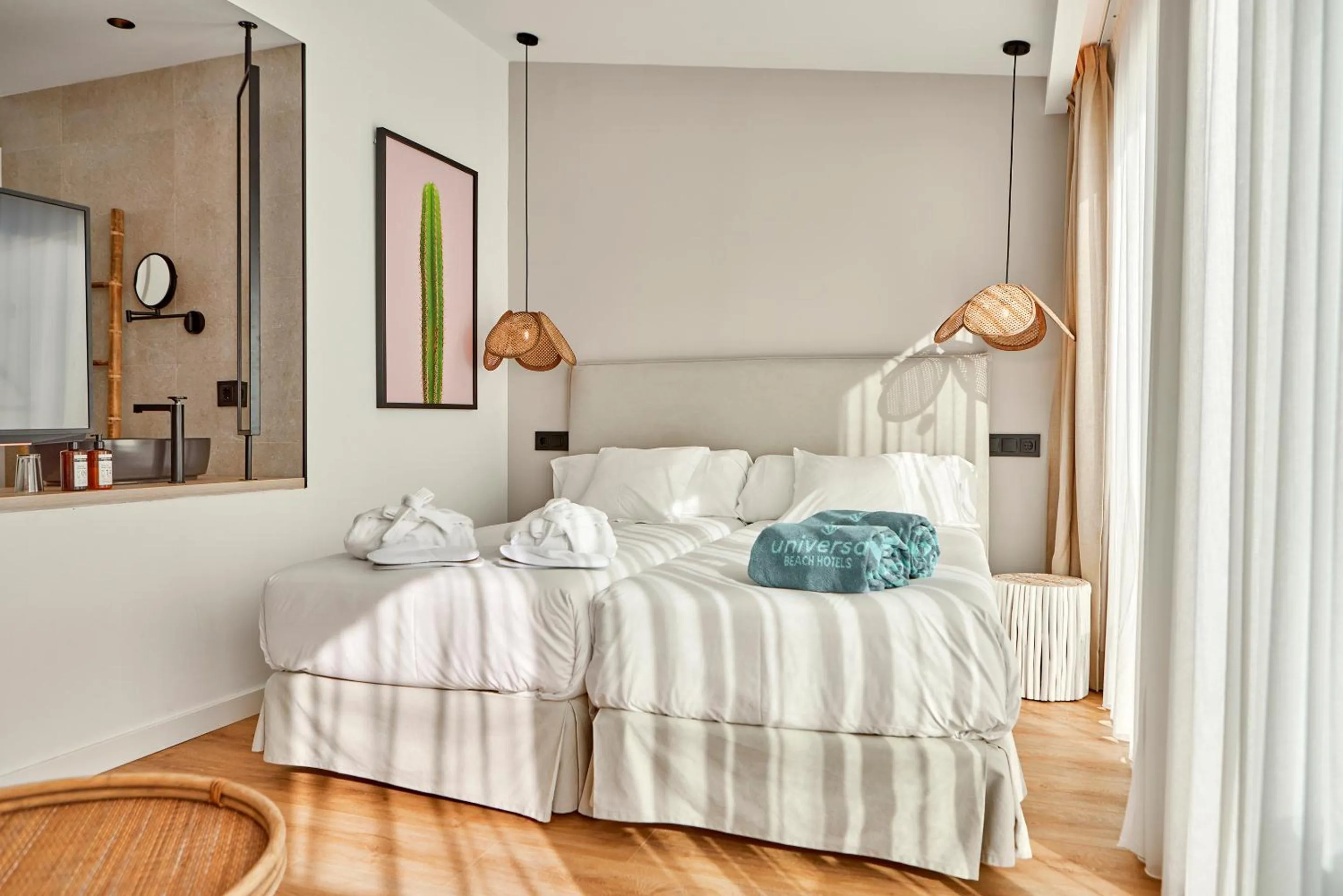 Bedroom, Bed in Hotel Florida Magaluf - Adults Only