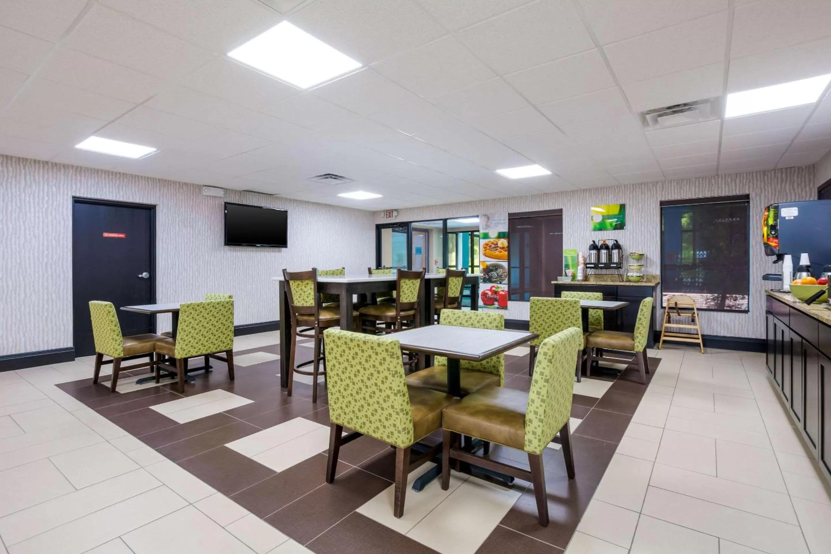 Restaurant/places to eat in Quality Inn & Suites Sellersburg - Louisville Area