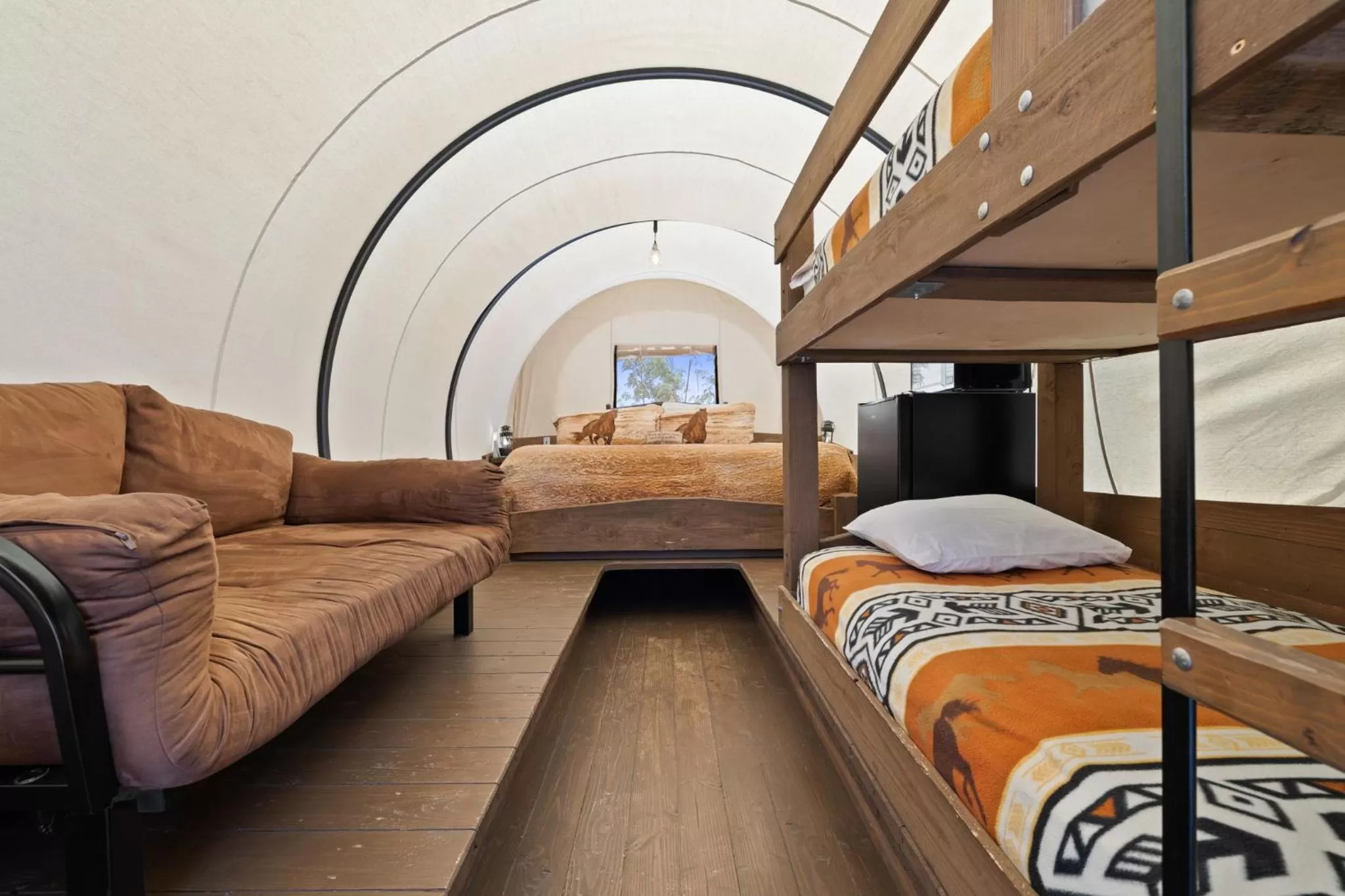 Photo of the whole room, Bed in Broken Spur Inn & Steakhouse