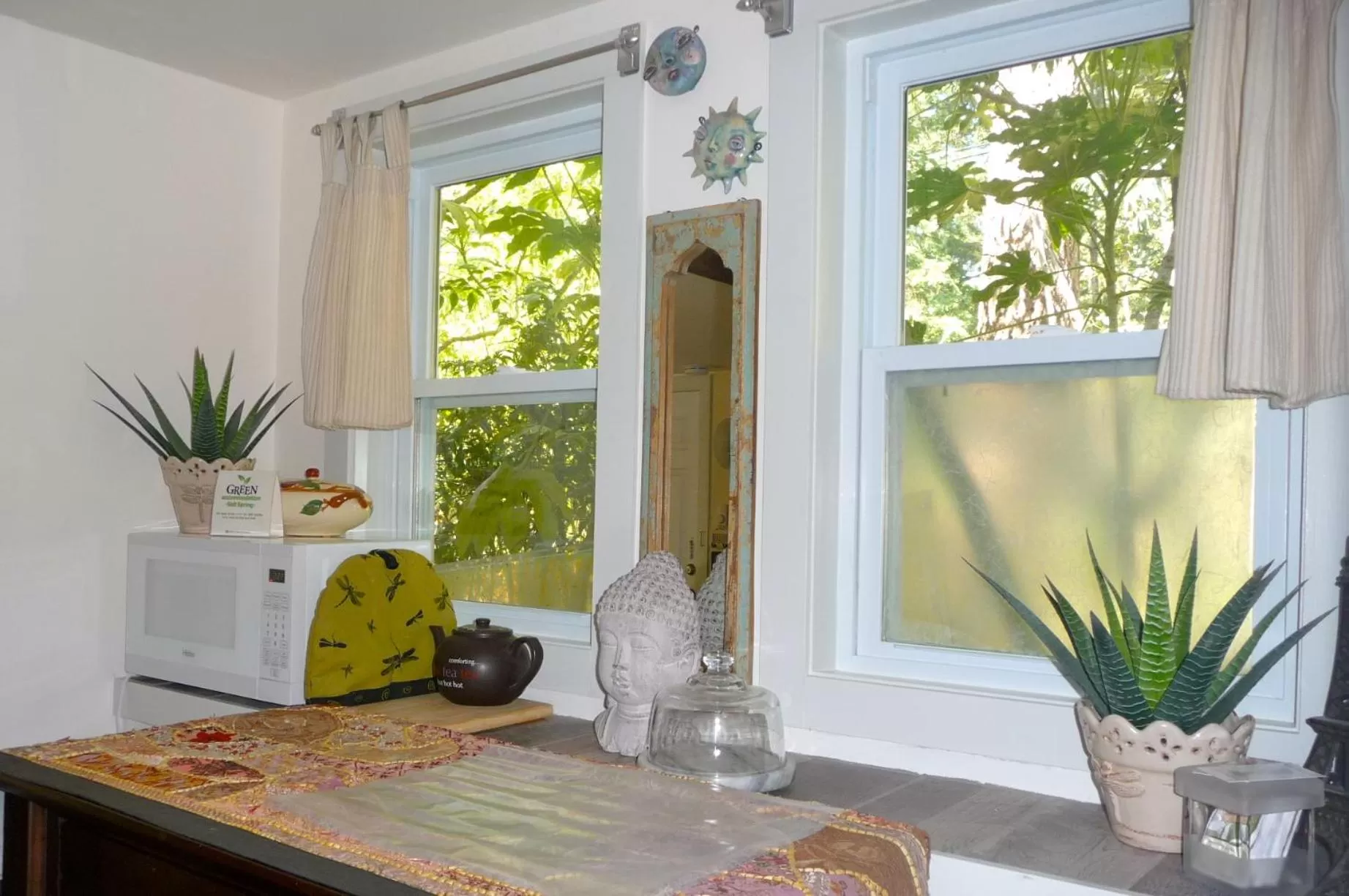 Garden in Magnolia Petal