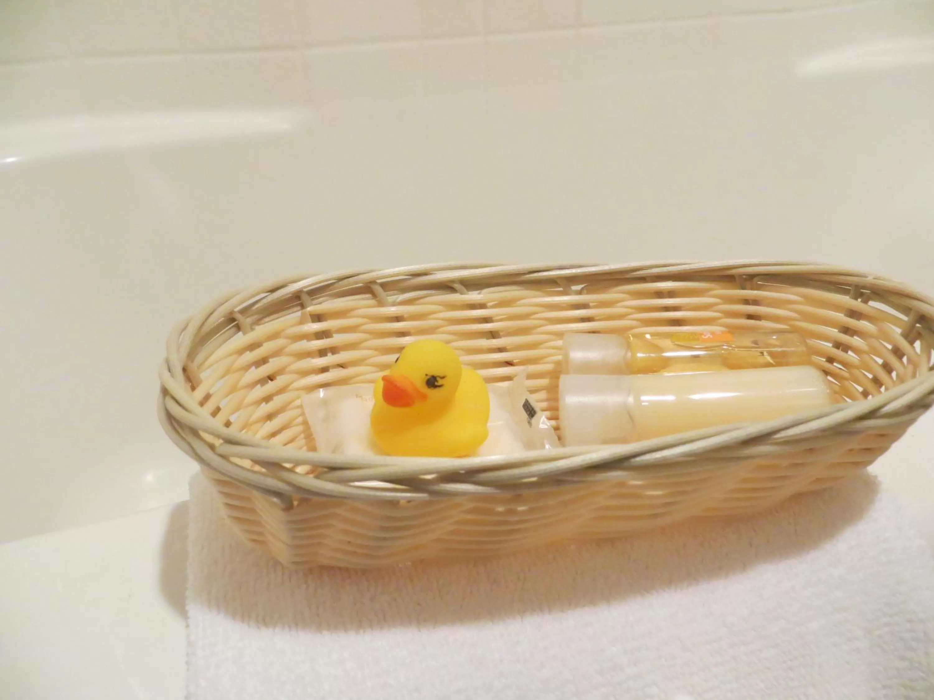 Bathroom in Days Inn by Wyndham Capitol Reef